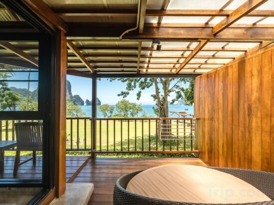 Beachfront Terrace Villas King
