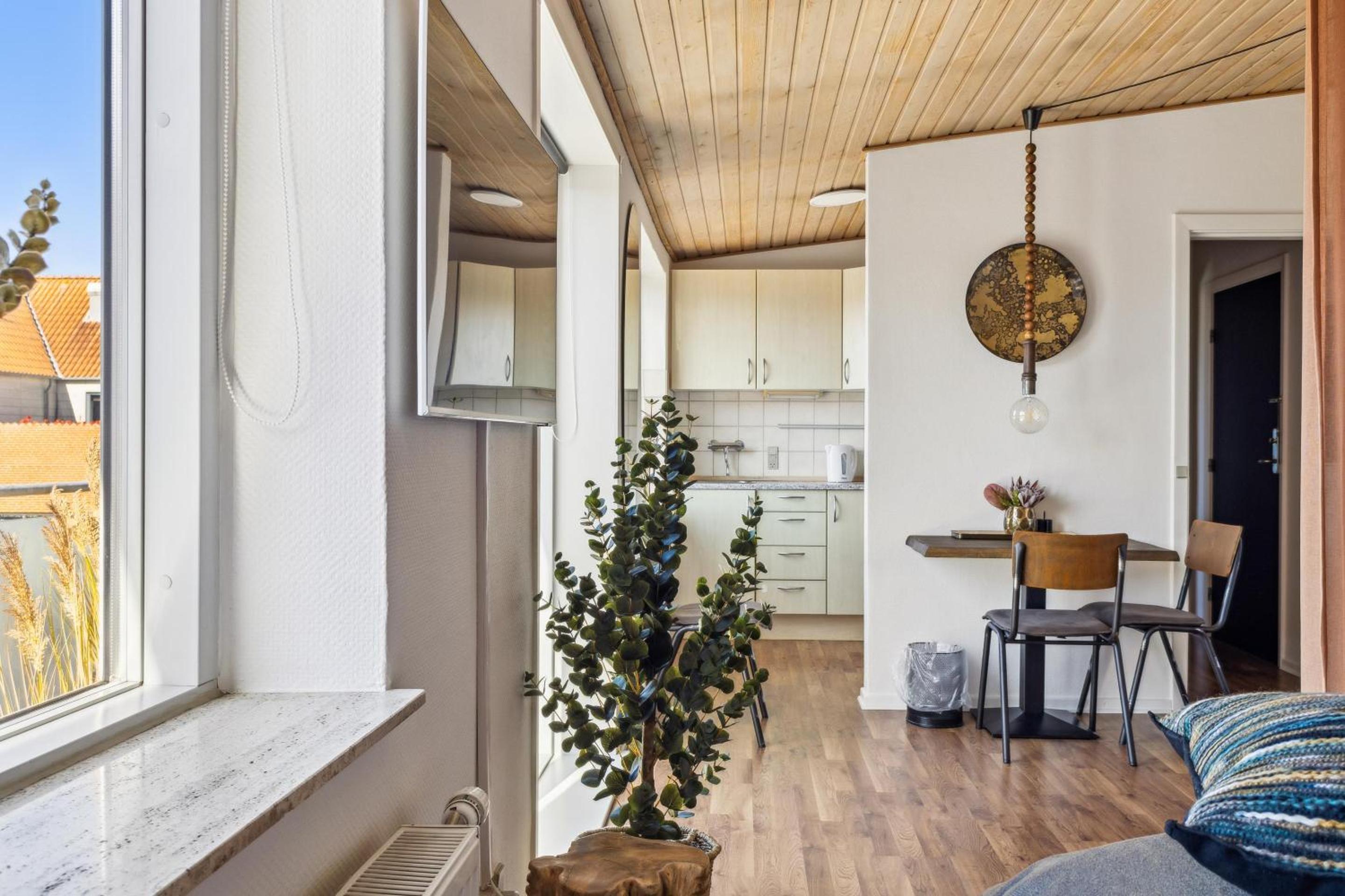 Apartment with Balcony