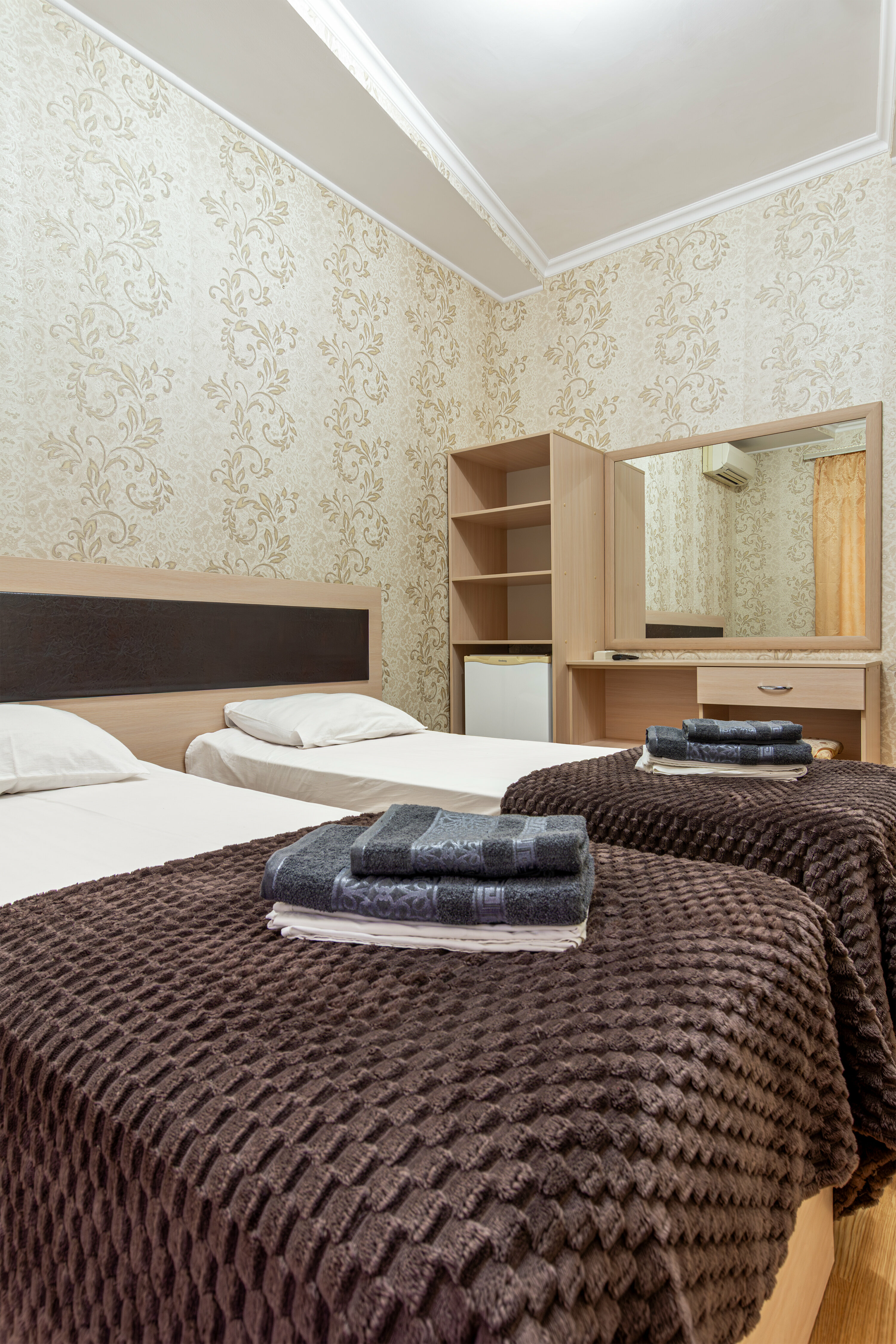 Двухместный номер с 2 отдельными кроватями и балконом