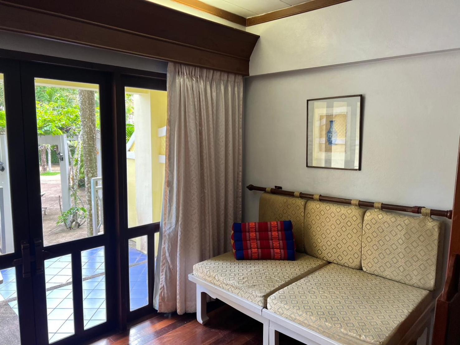 Standard Double Room with Garden View