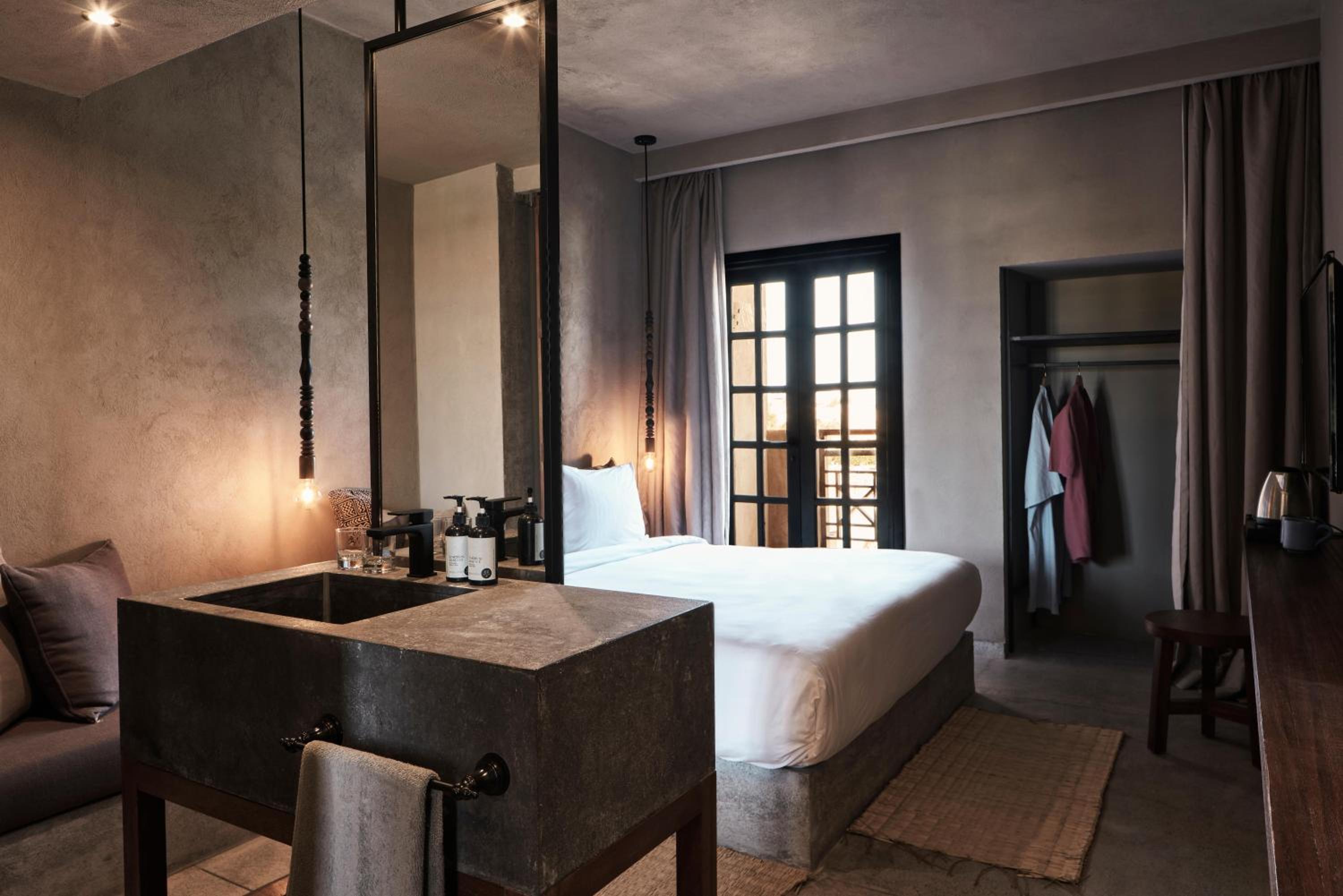 Standard King Room