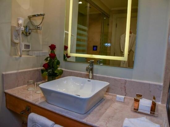 Triple Deluxe Room Pool View