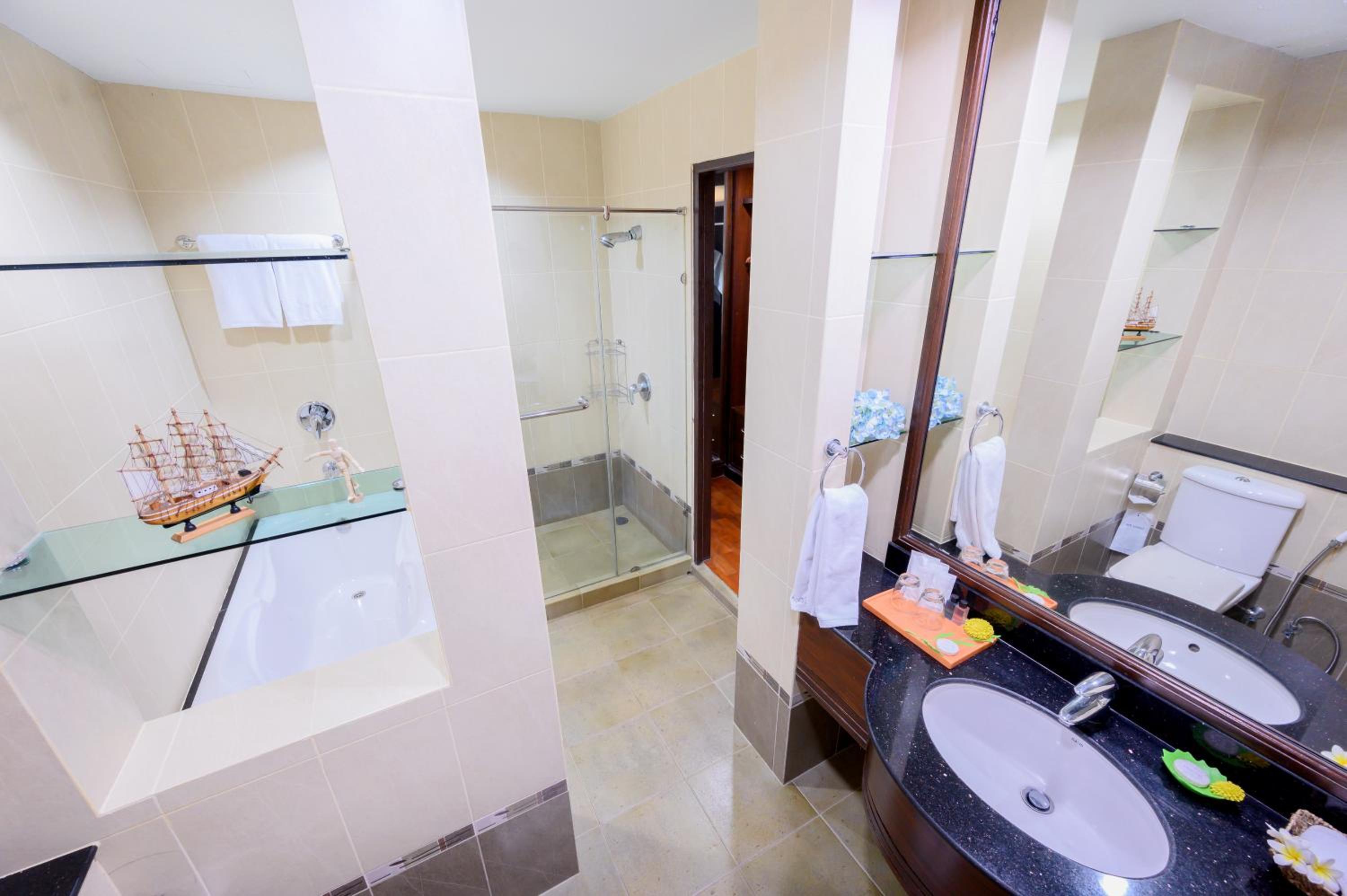 One-Bedroom Suite