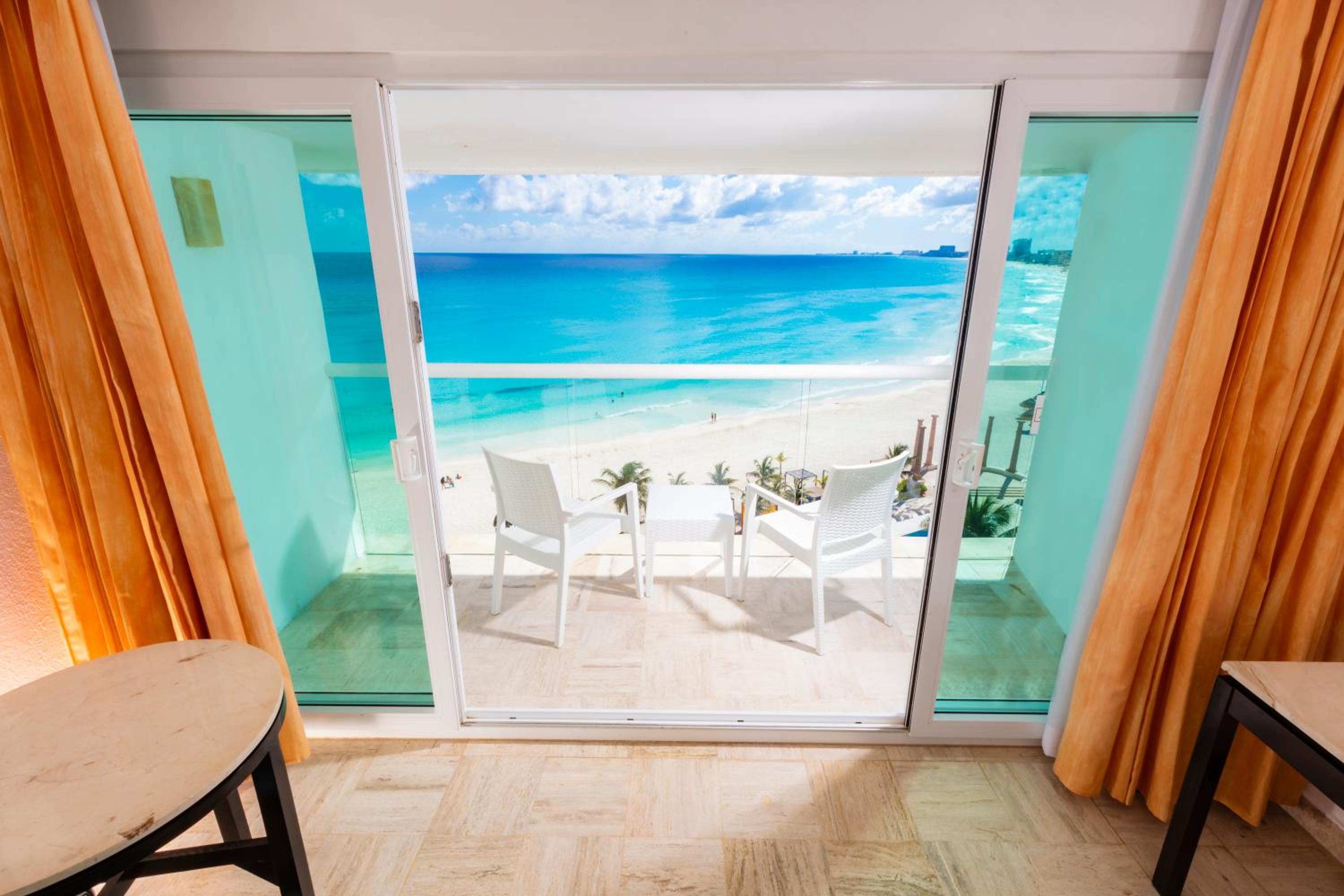 Deluxe Room With Ocean View