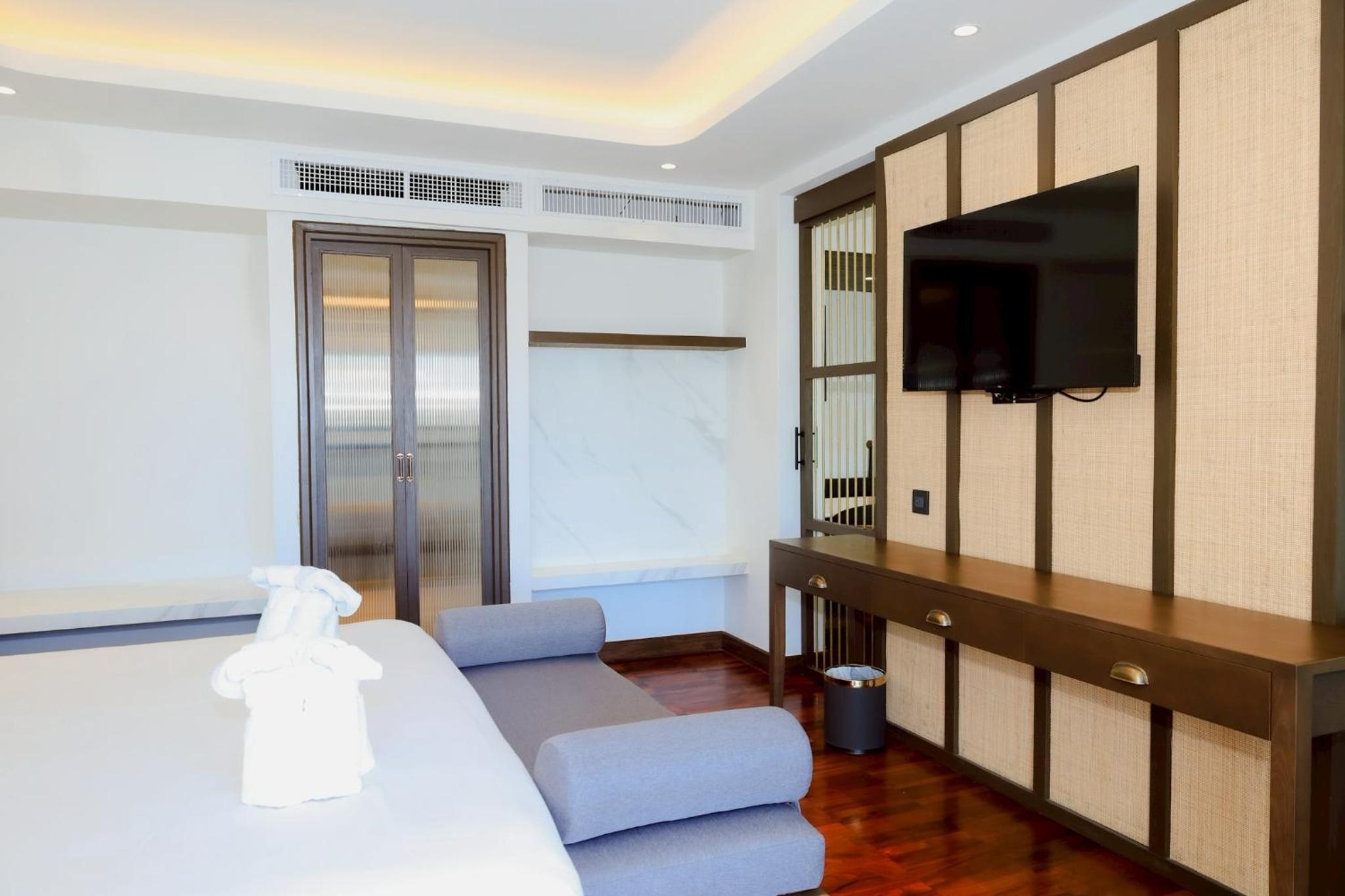 King Suite with Ocean View