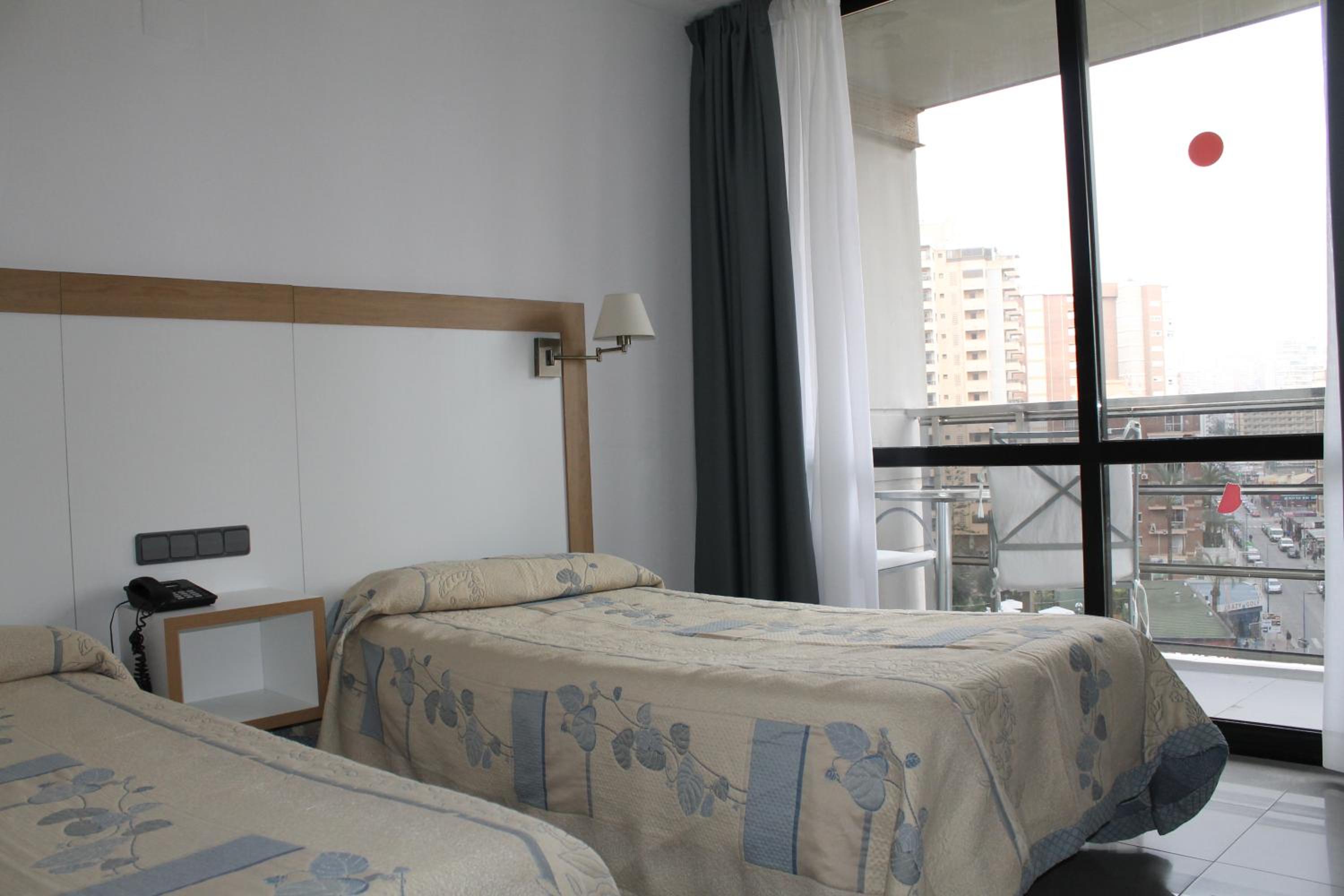Room with Balcony and Extra Bed (3 Adults)
