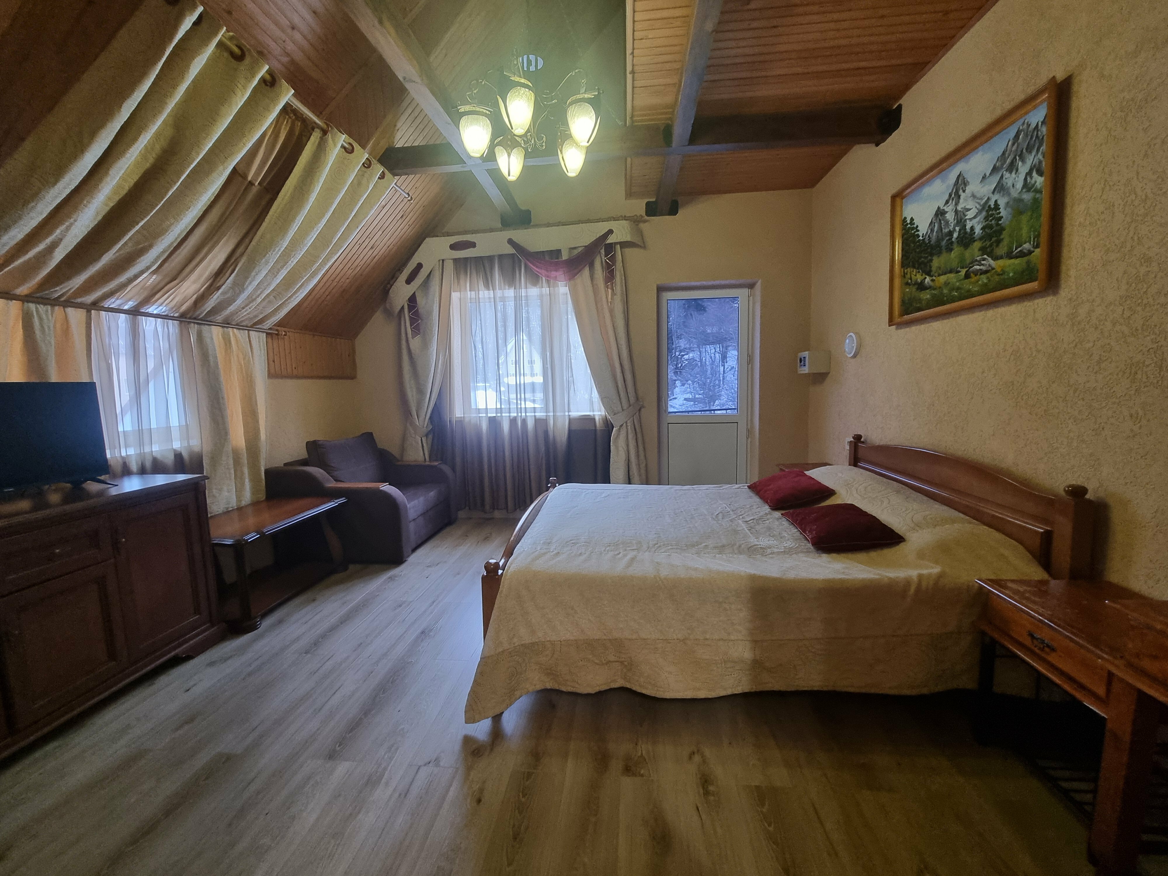 Улучшенный номер с кроватью размера «king-size» или 2 отдельными кроватями