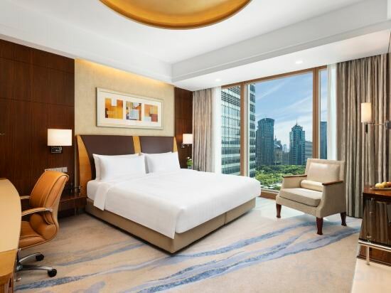 Grand Tower Skyline King