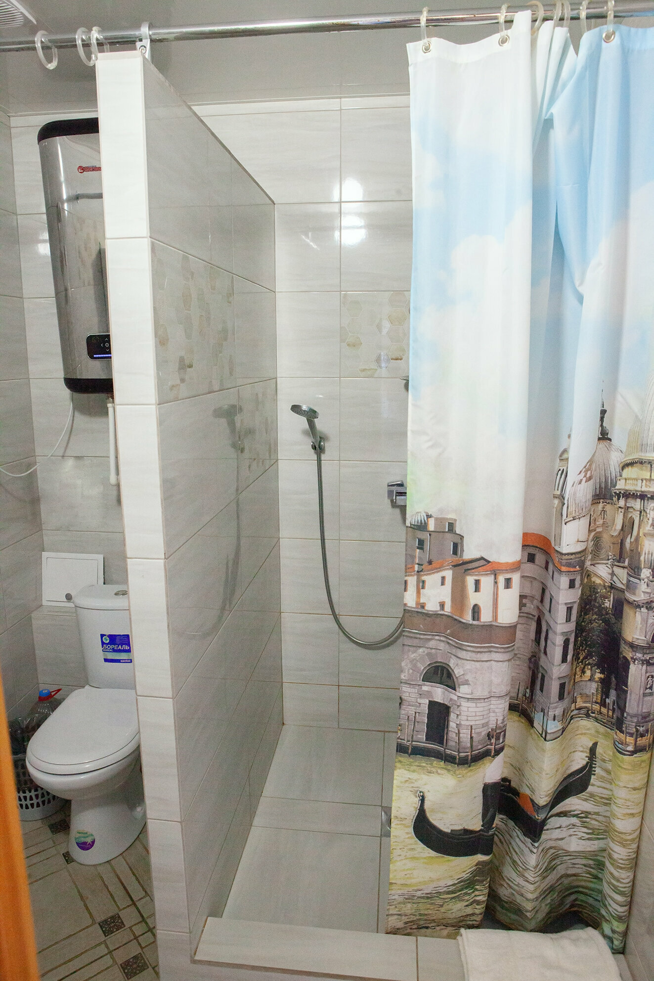 Трехместный номер с видом на город