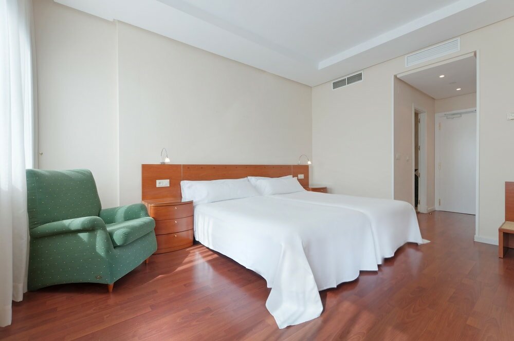 Standard Room (3 Ad)