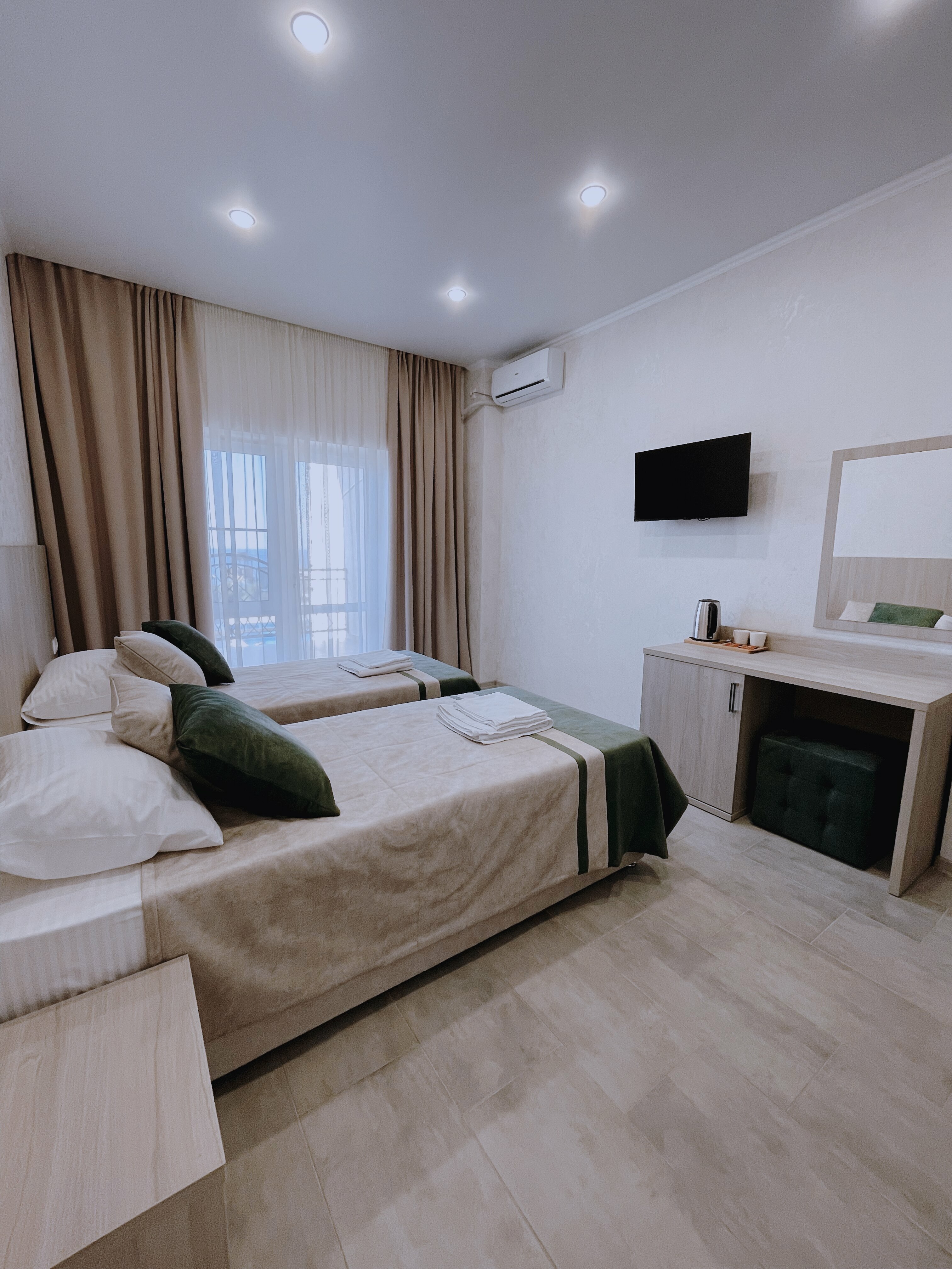 Большой двухместный номер с 1 кроватью