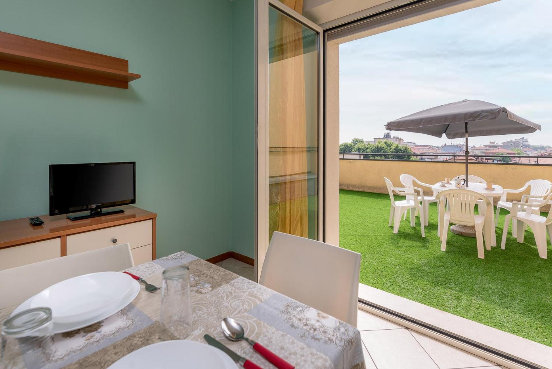 Apartment with Terrace