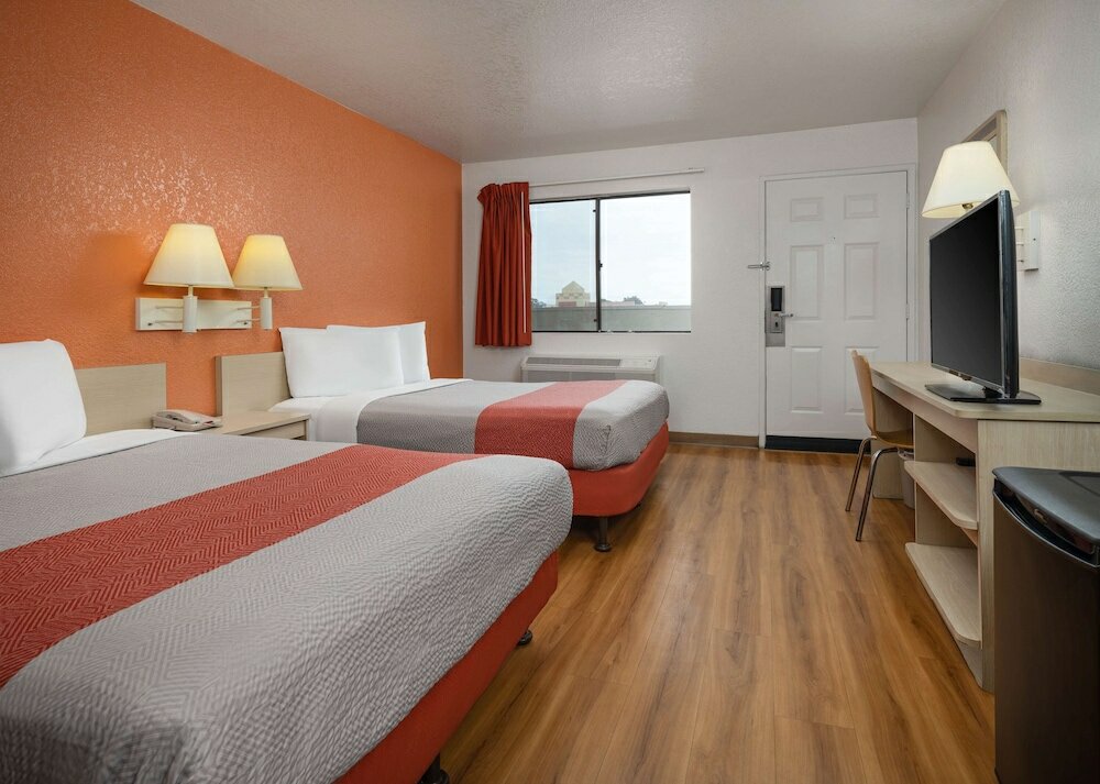 Premium Room, 2 Double Beds, Non Smoking, Refrigerator