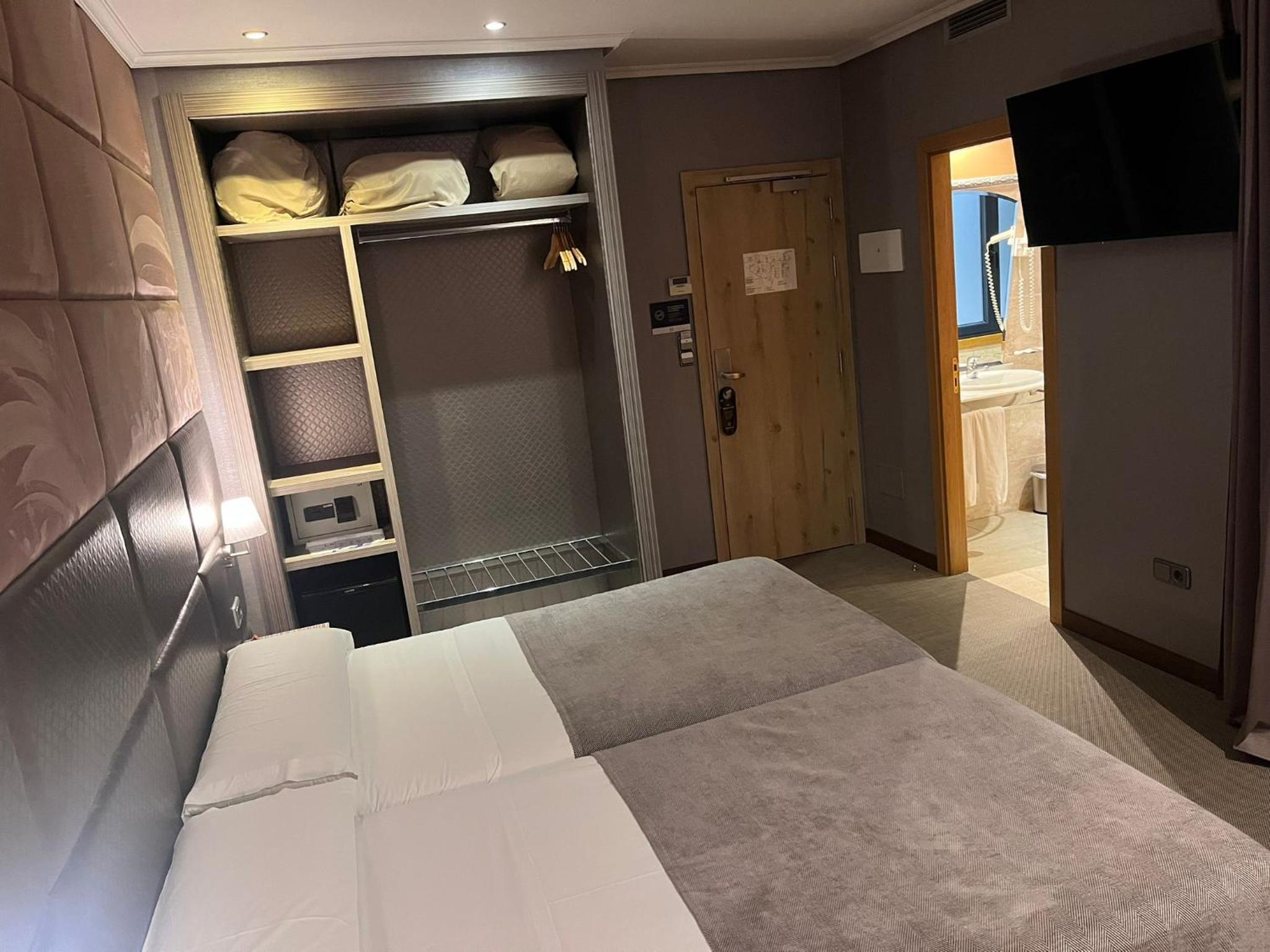 Economy Double or Twin Room