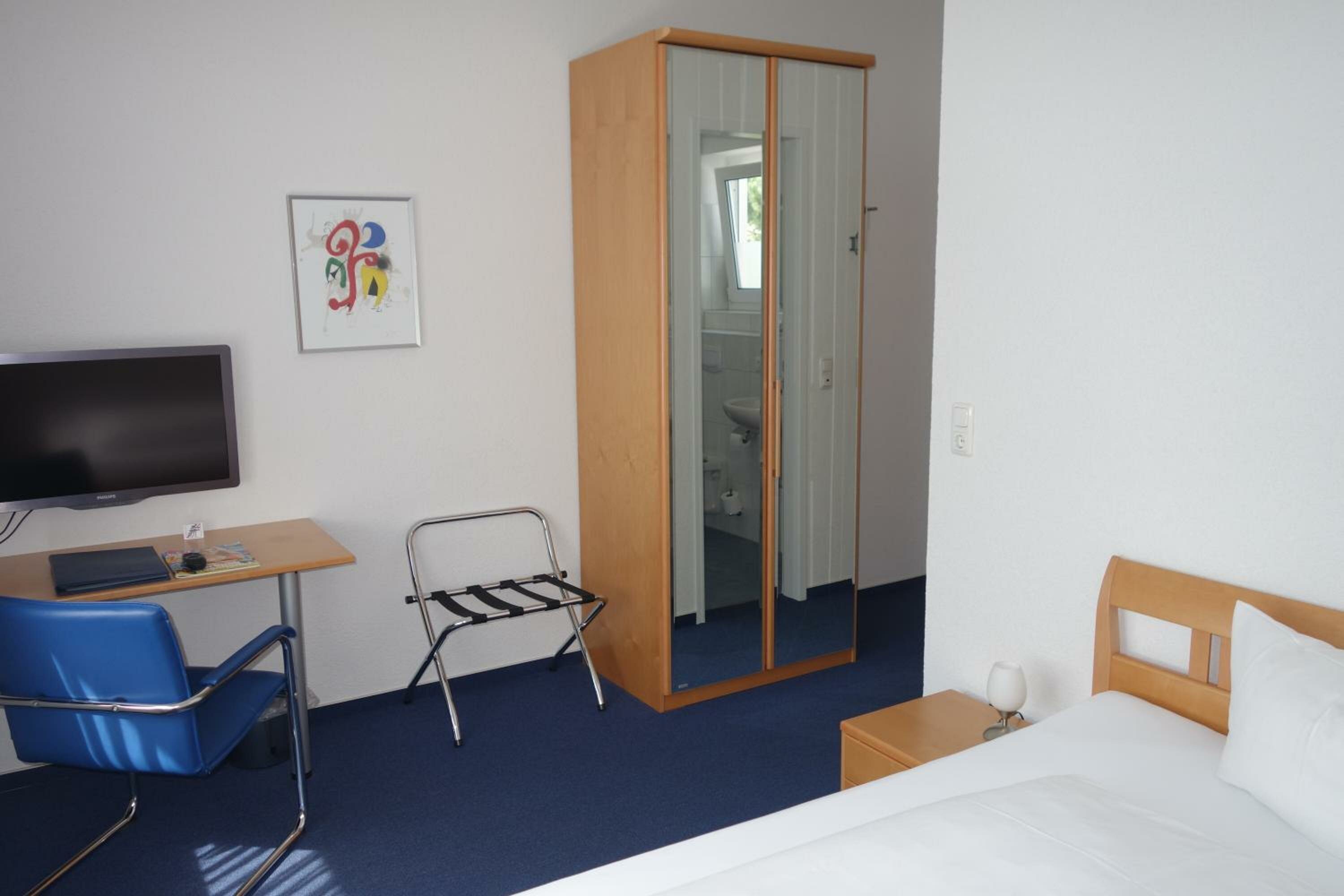 Double Room with queensize bed