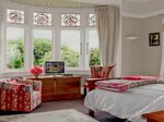 Queen Room with Garden View в Dyers House