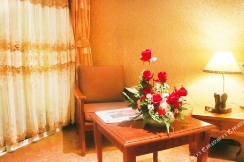 Superior Twin Room в Aiyaree Place Resort