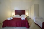 Стандартный трехместный номер в Santuzza Hotel Catania
