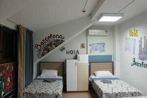 Односпальная кровать в общем номере