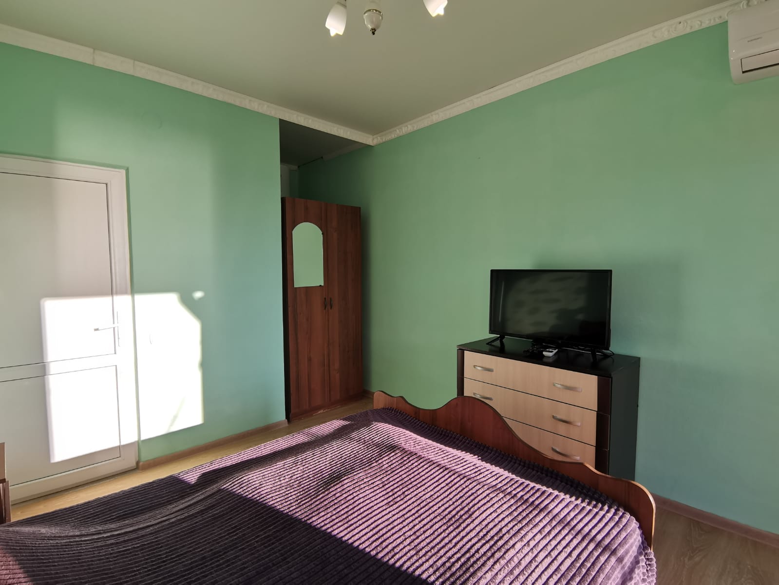 Трехместный номер с видом на море