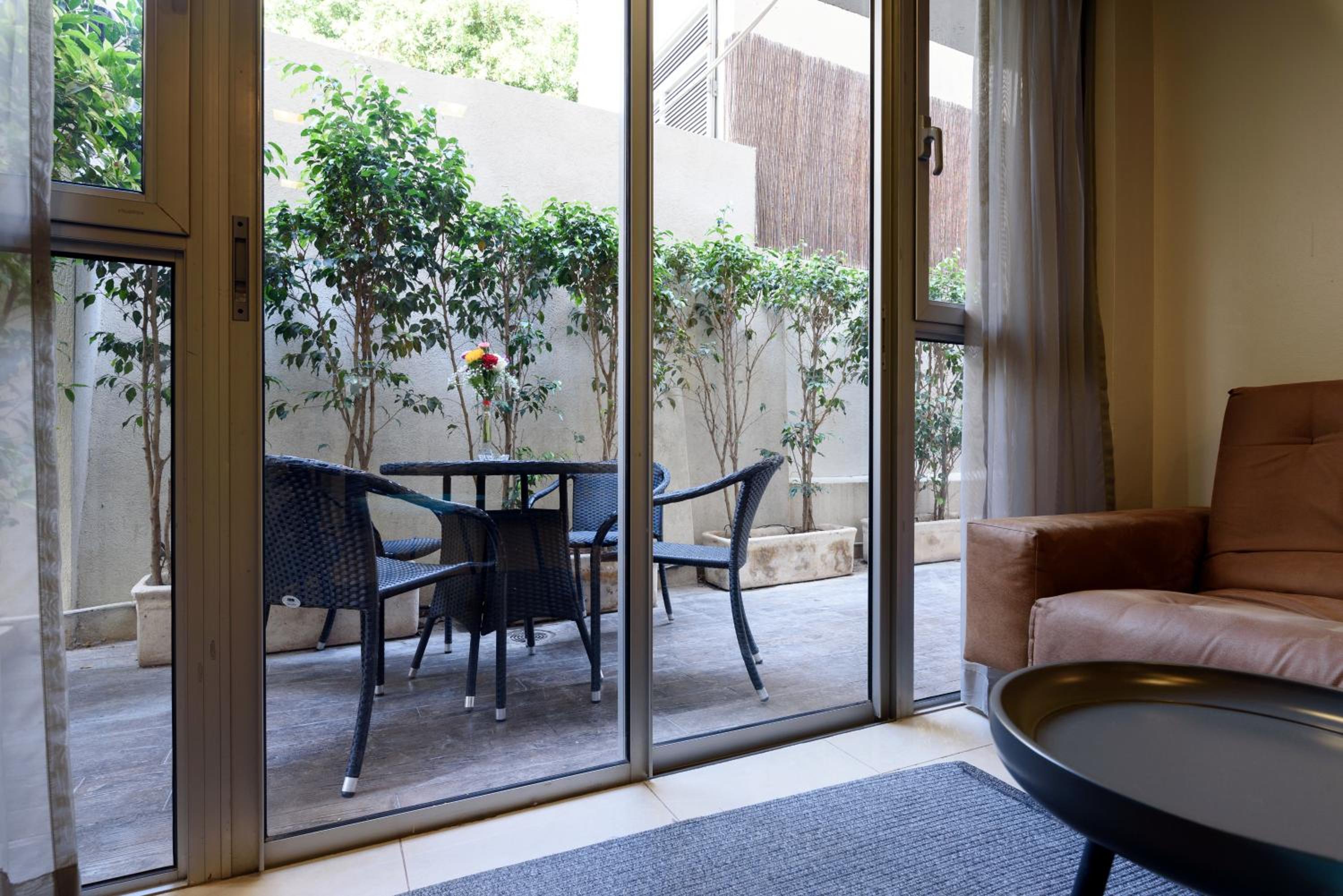 One-Bedroom Apartment with Terrace