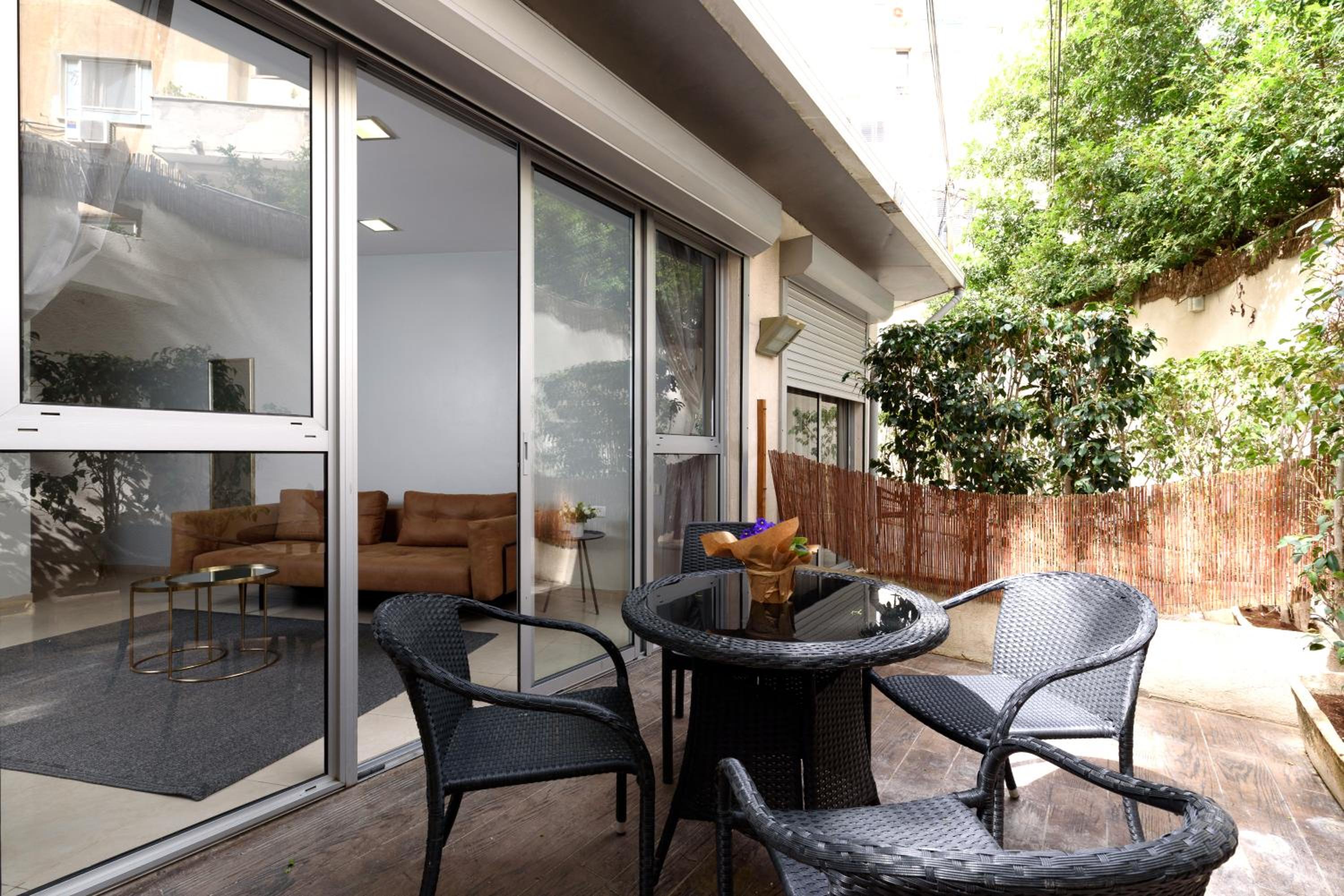 One-Bedroom Apartment with Terrace