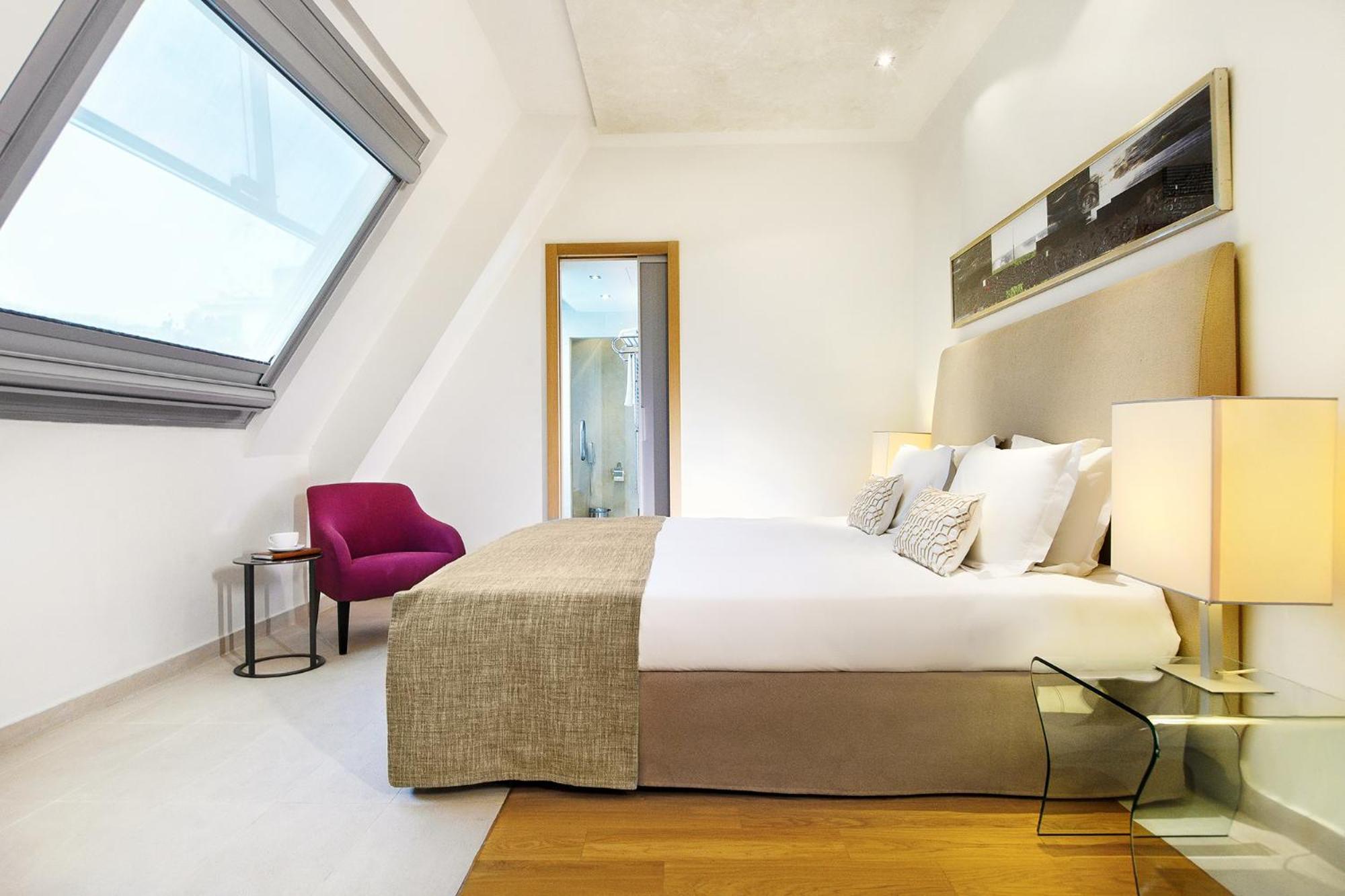 Senior Suite with Front Sea View