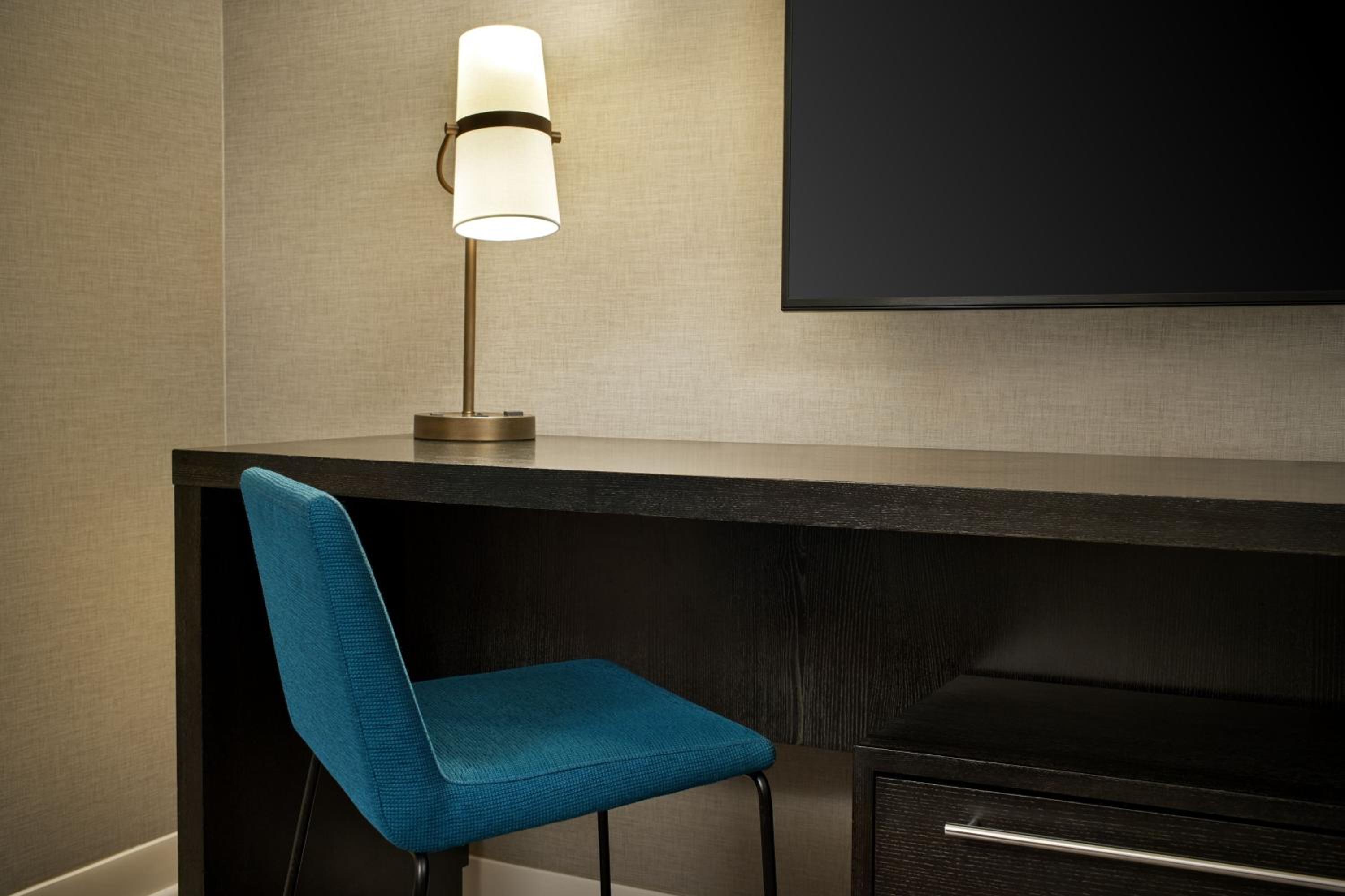 Deluxe Double Room With Two Double Beds