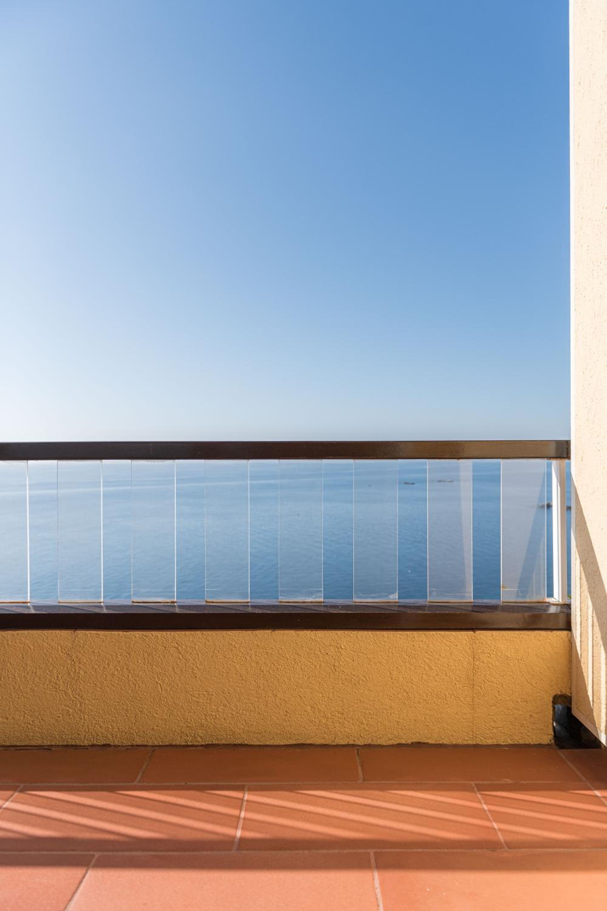 Double Room with Sea View and Extra Bed