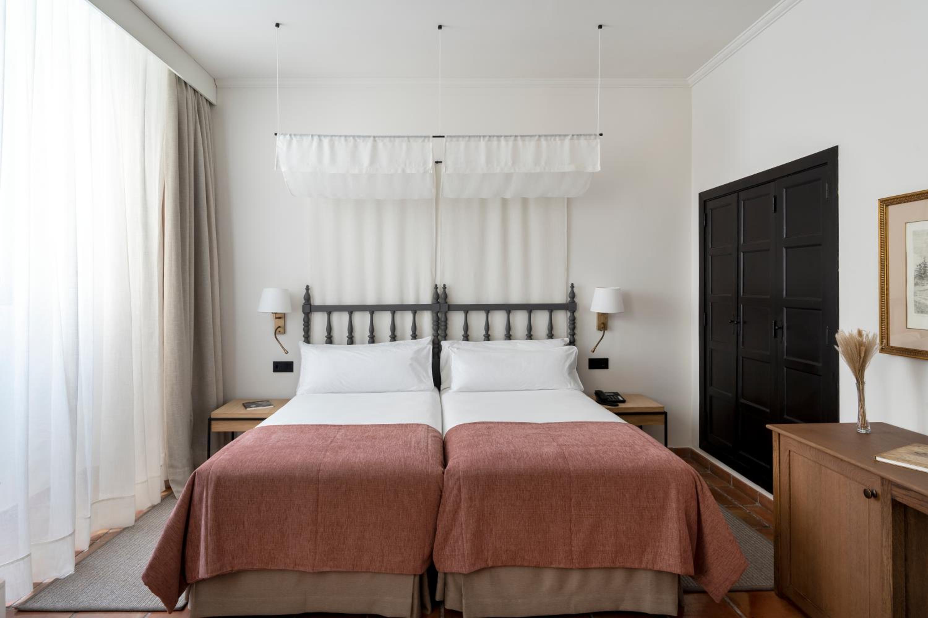 Standard Double Room (3 Adults)