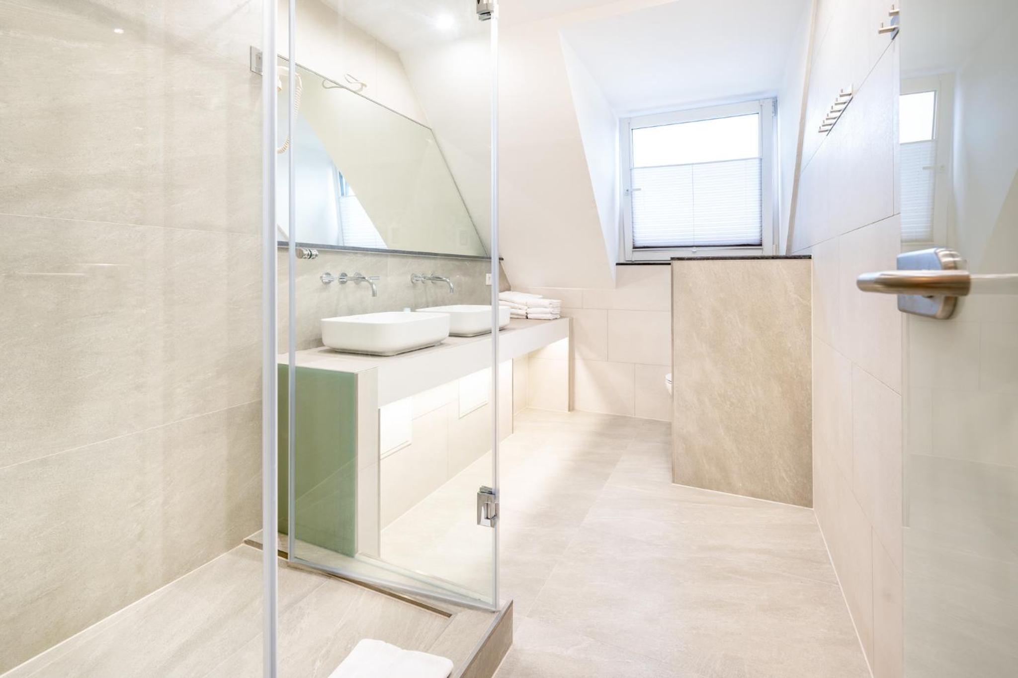 PENTHOUSE 504 mit Balkon (Up to 10 People)