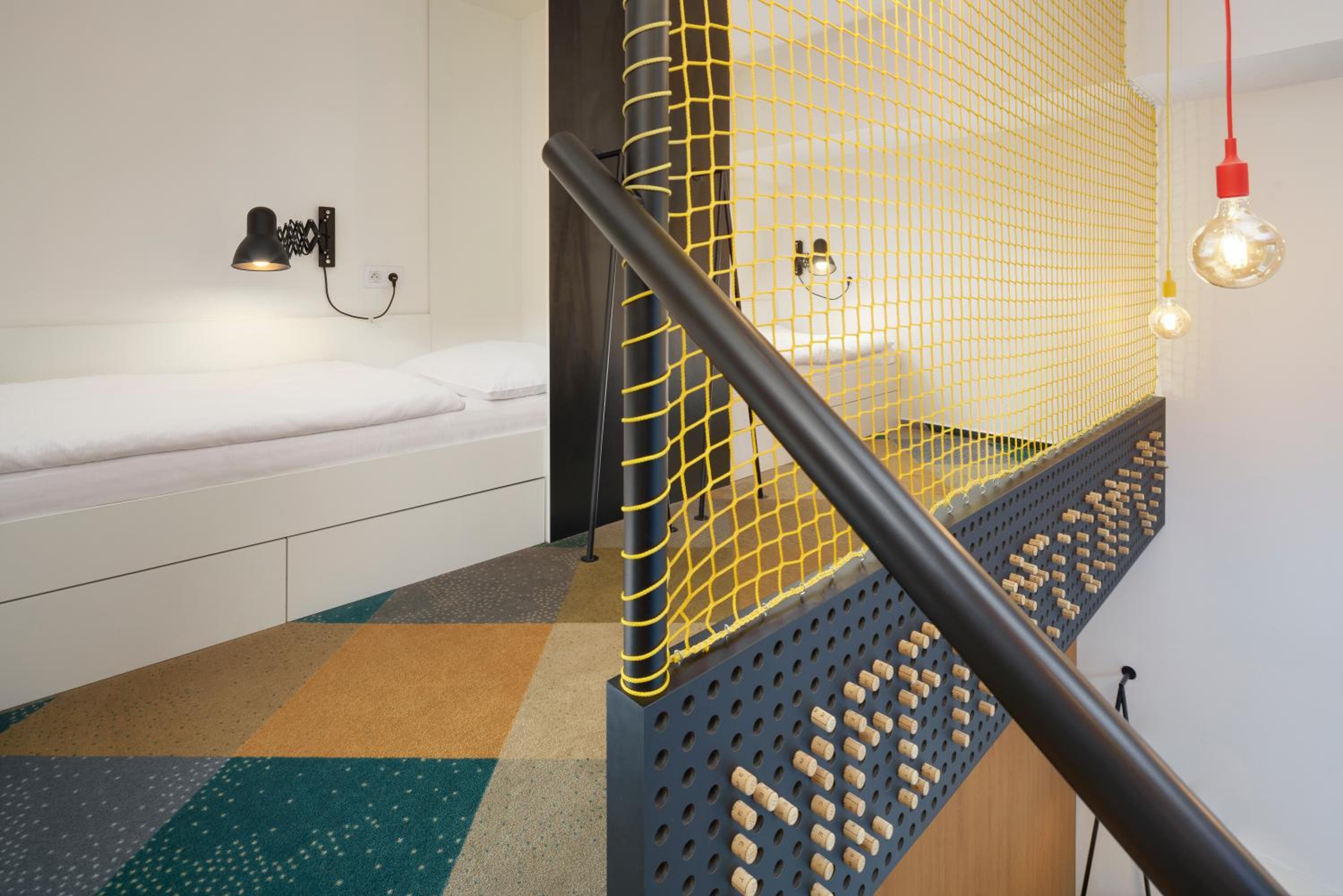  Bed in Mixed Dormitory Room 