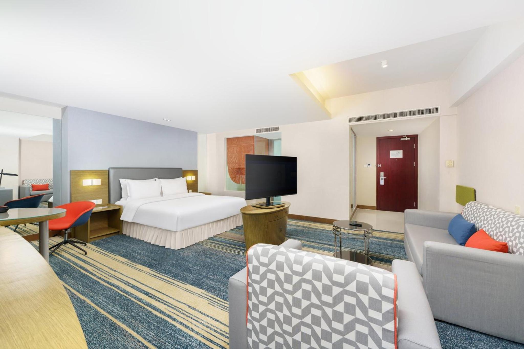 Standard King Room With Extra Floor Space