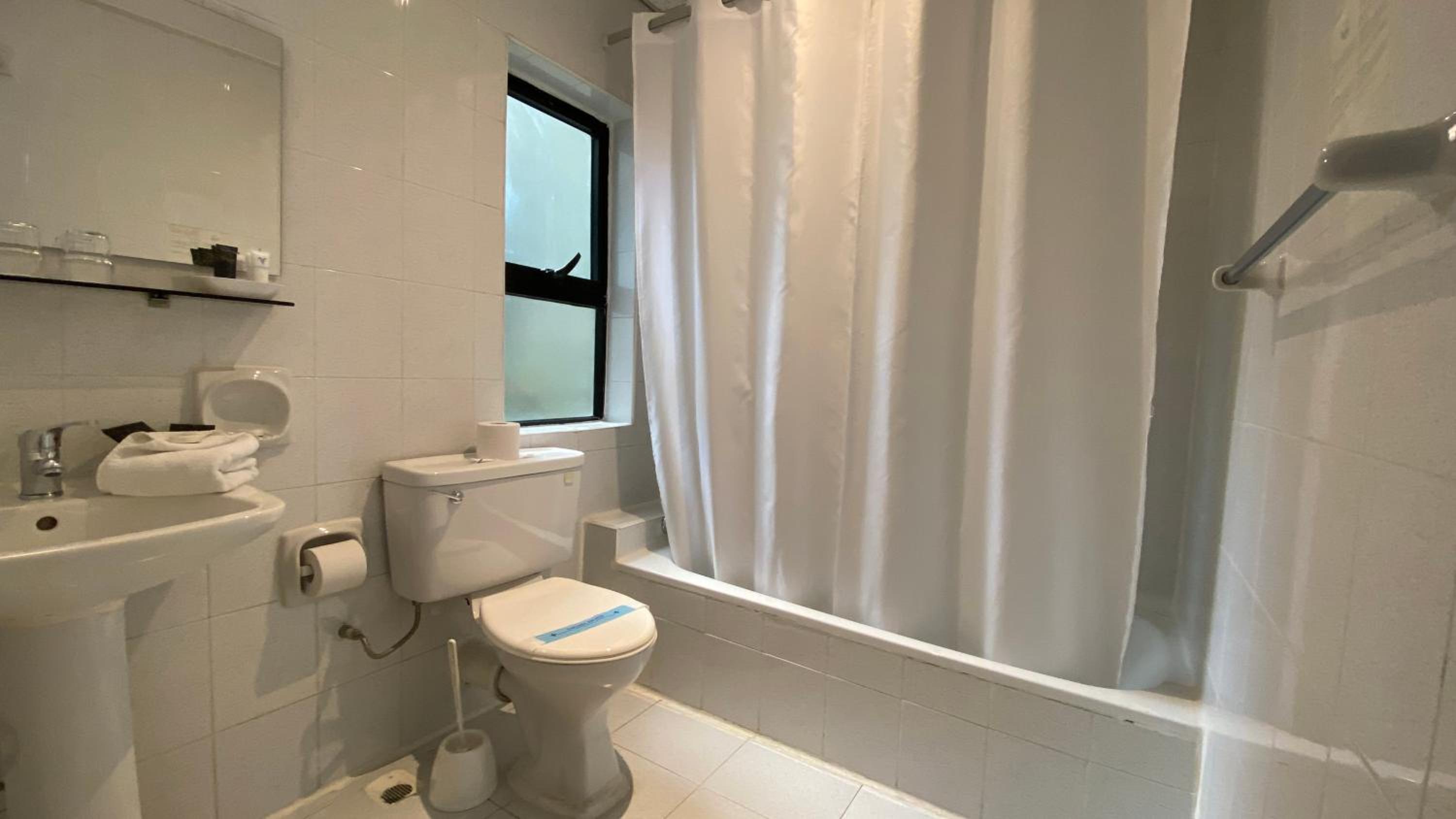 Double or Twin Room with Balcony and Sea View