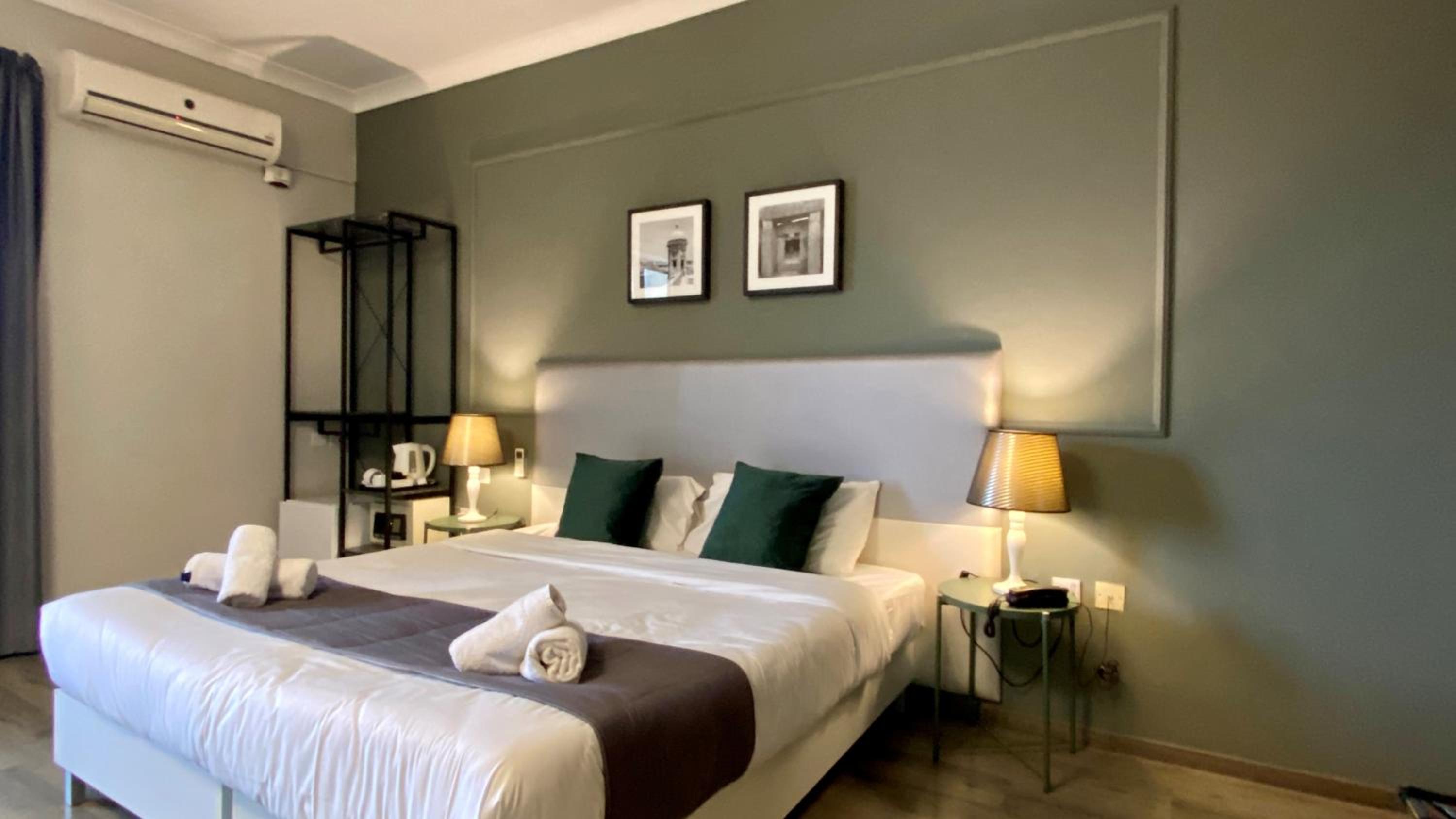 Double or Twin Room with Balcony and Sea View