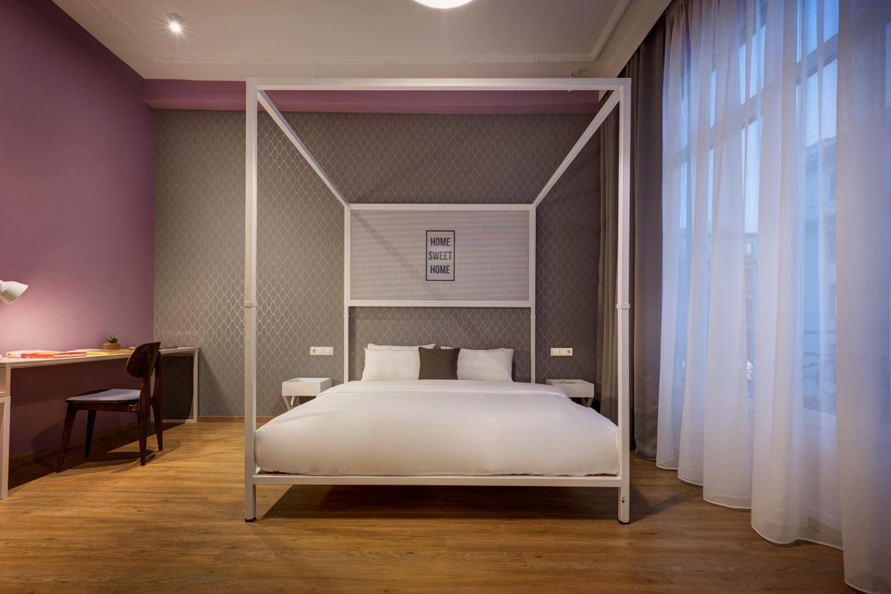 XL Loft Room 