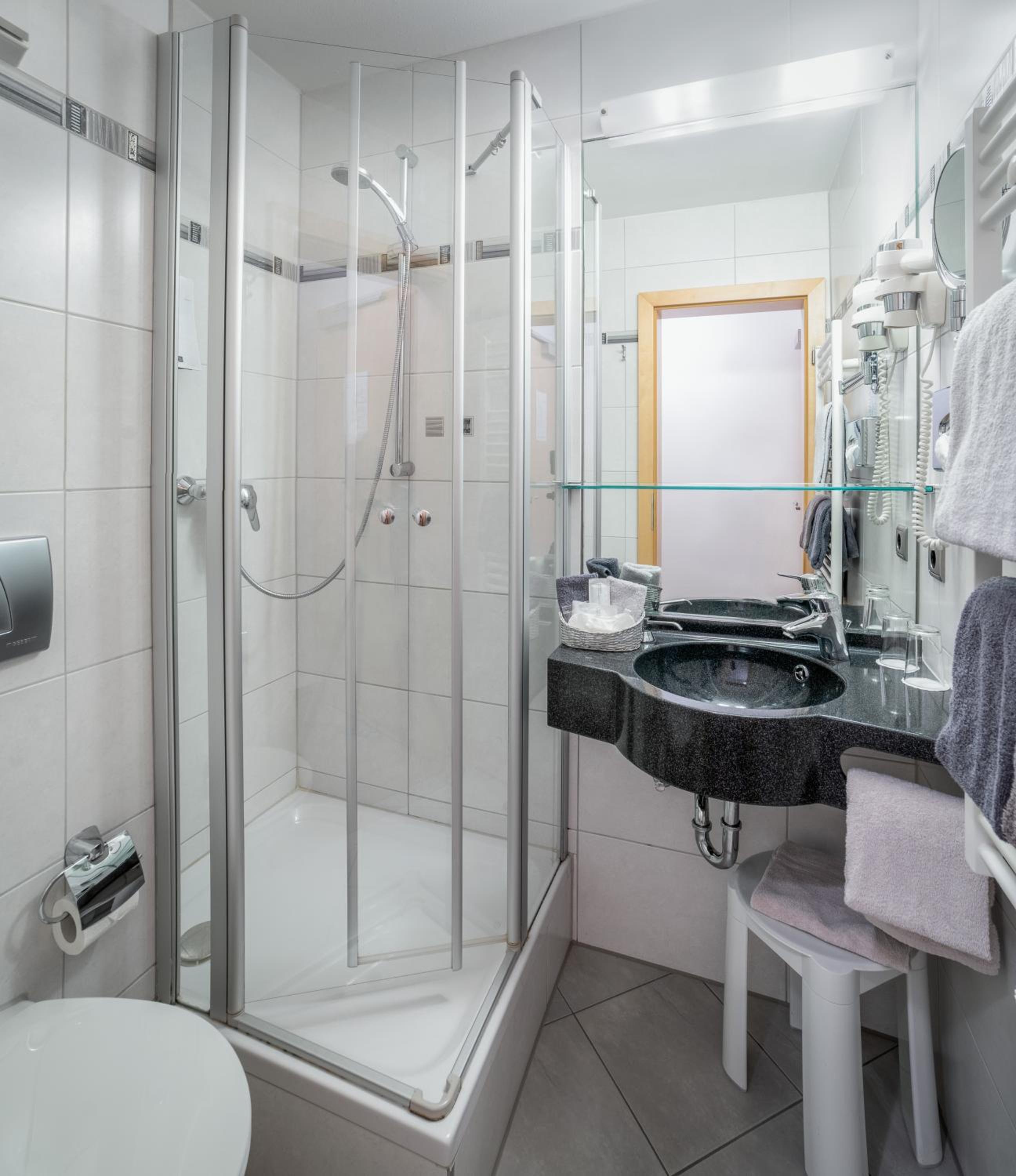 Luxury Single Room