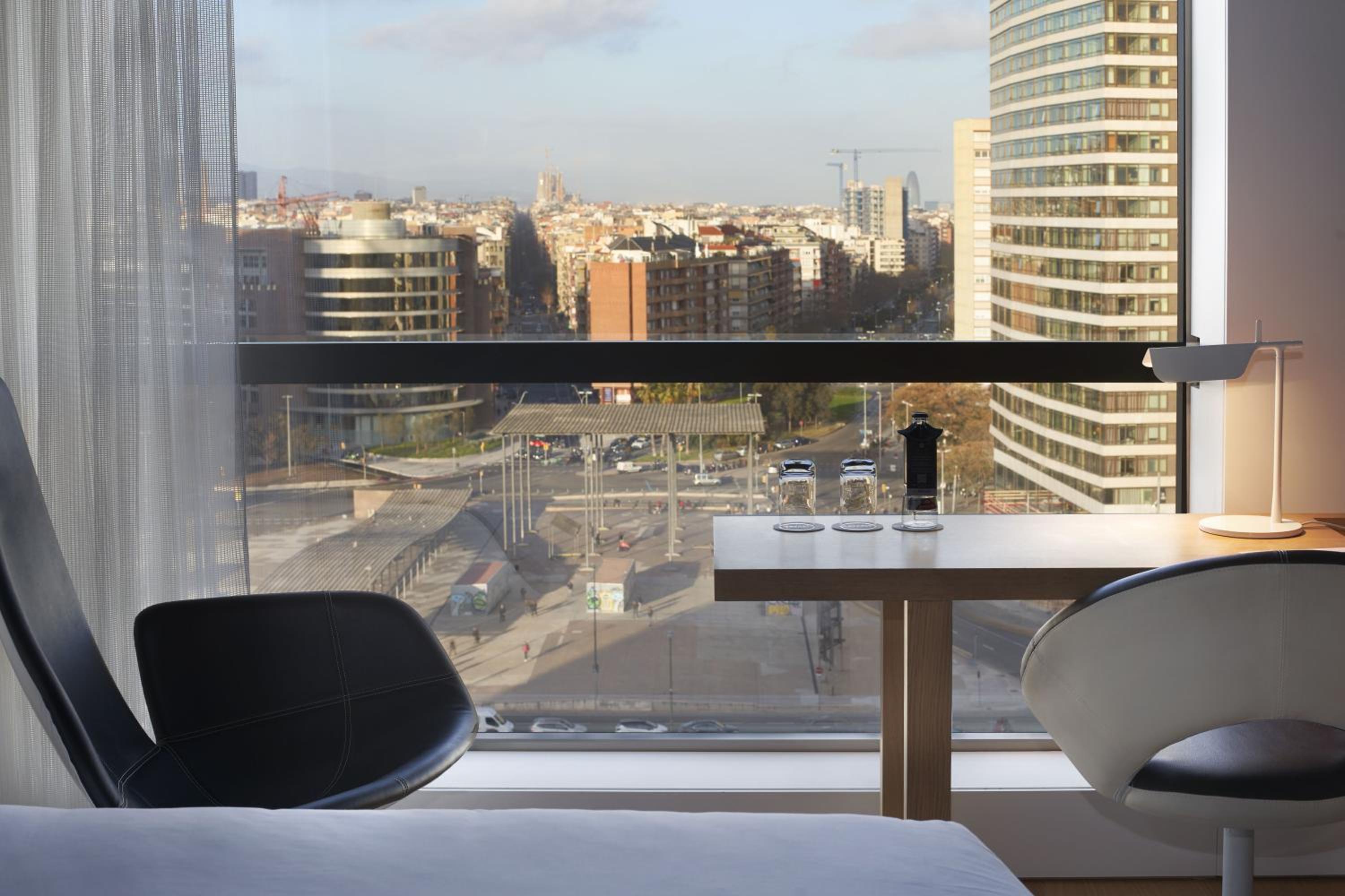 Deluxe Double Room with City View