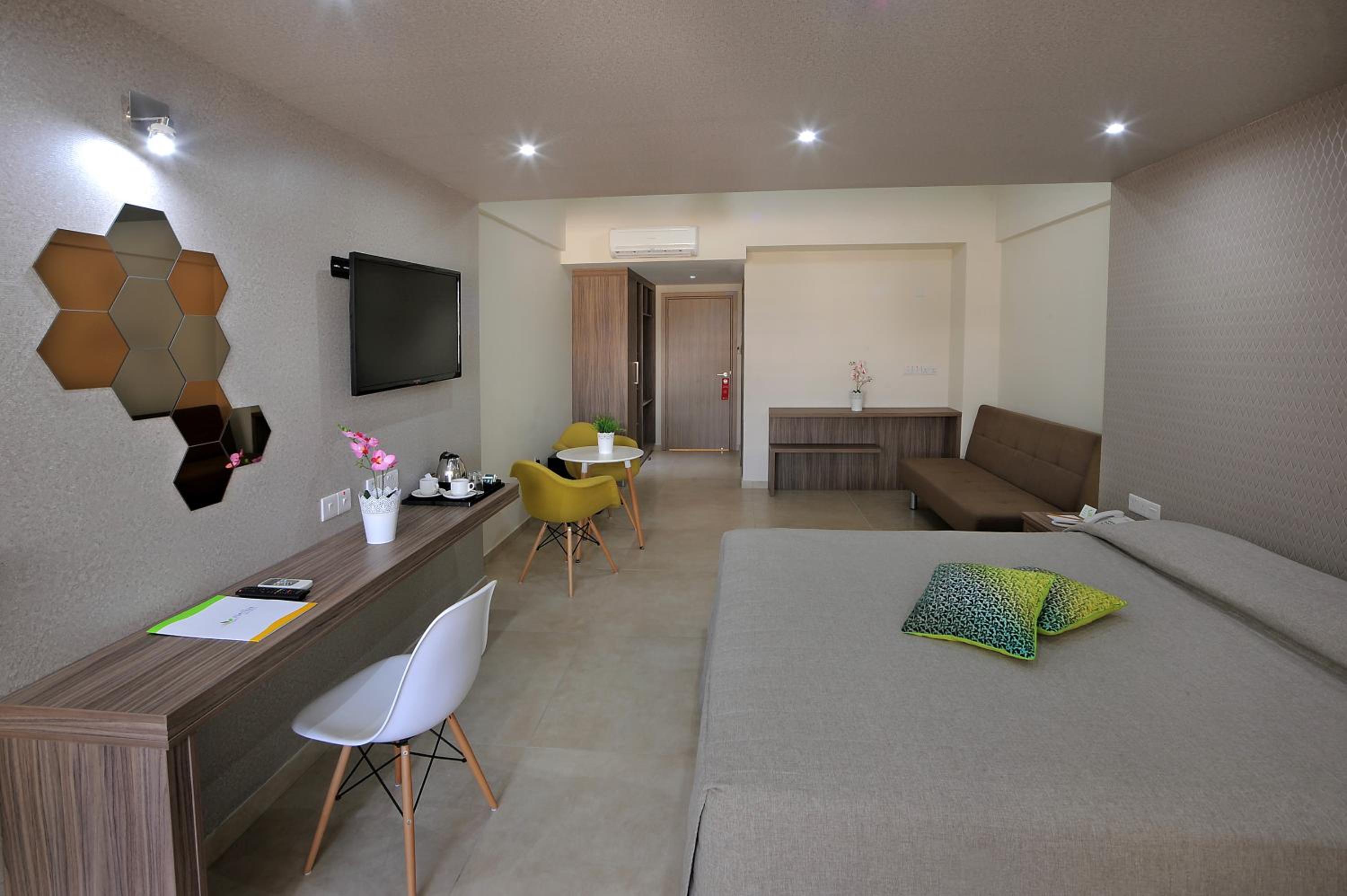 Deluxe Superior Room