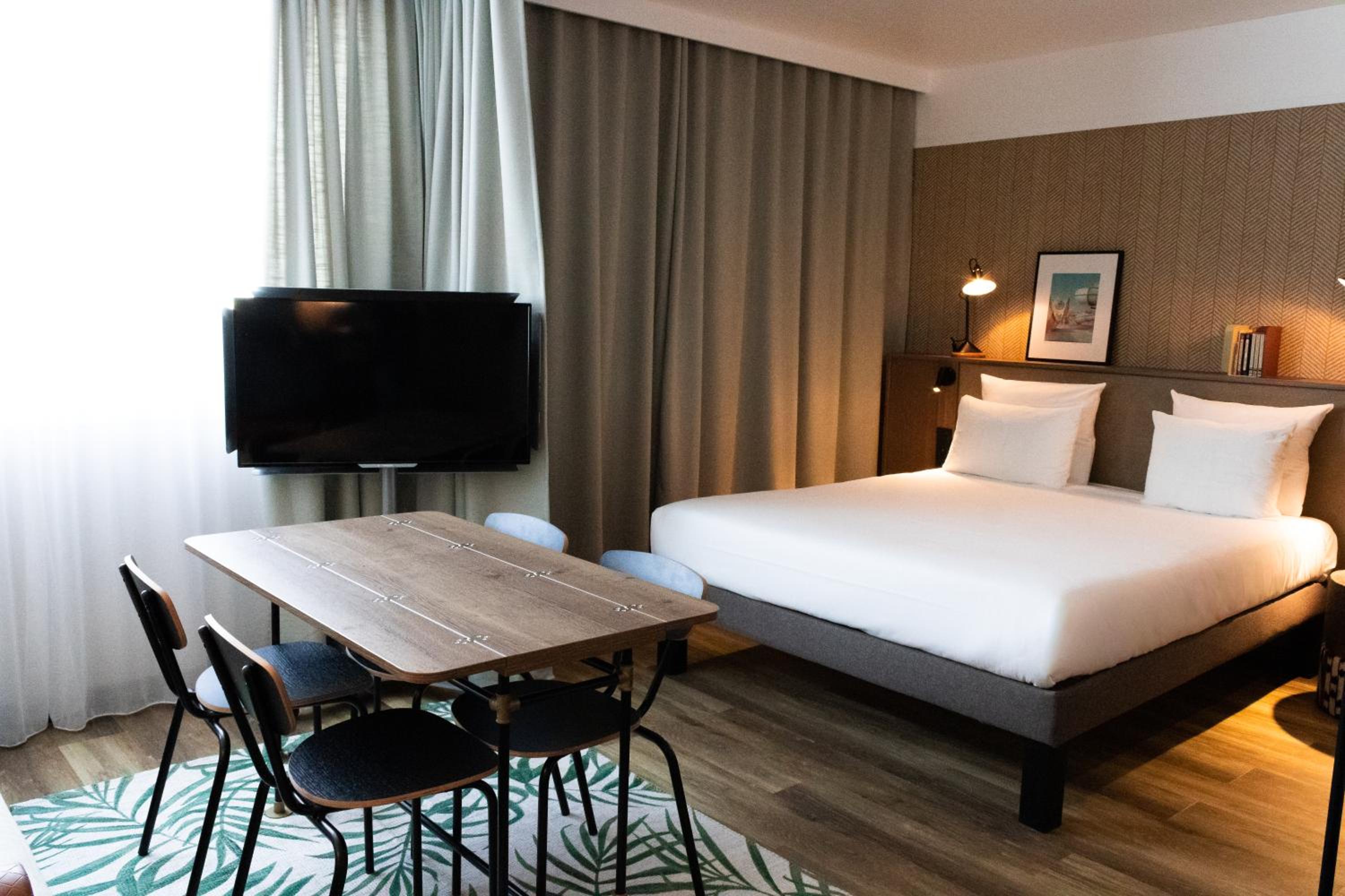 Superior Sea View Suite