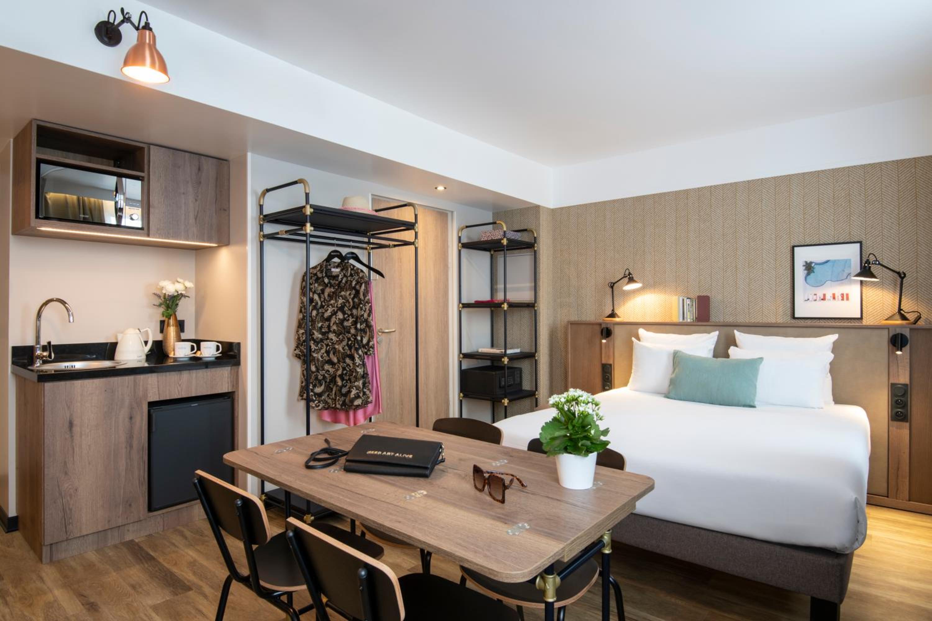 Superior Sea View Suite