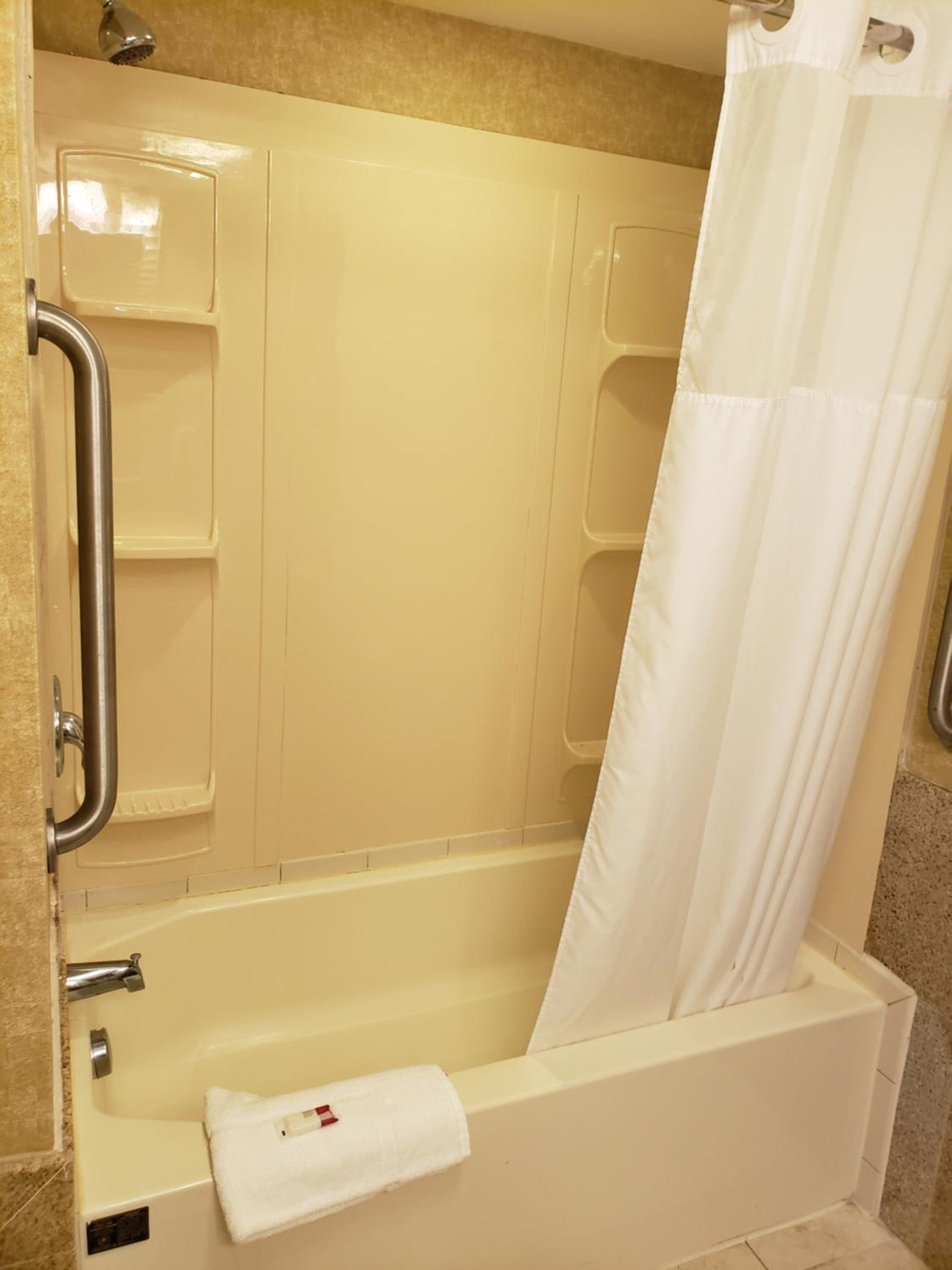 King Room - Non-Smoking