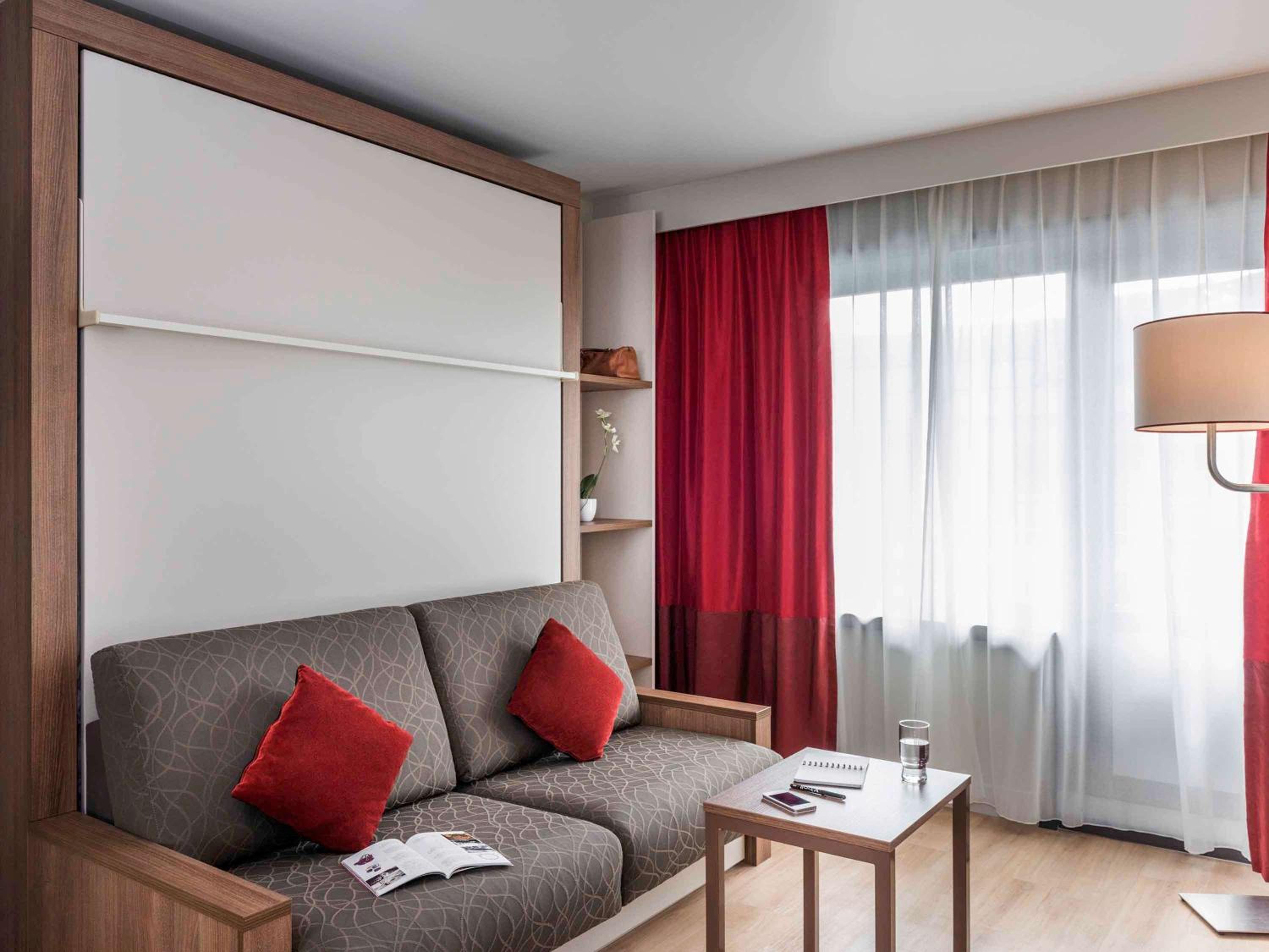 Studio (2 Adults)