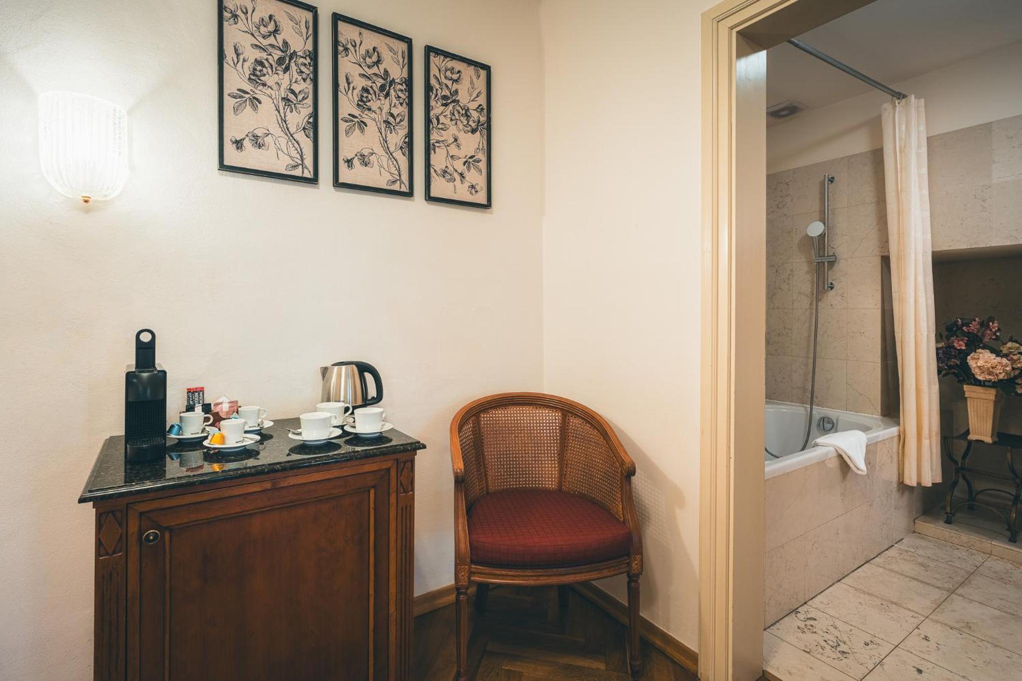 Premium Suite