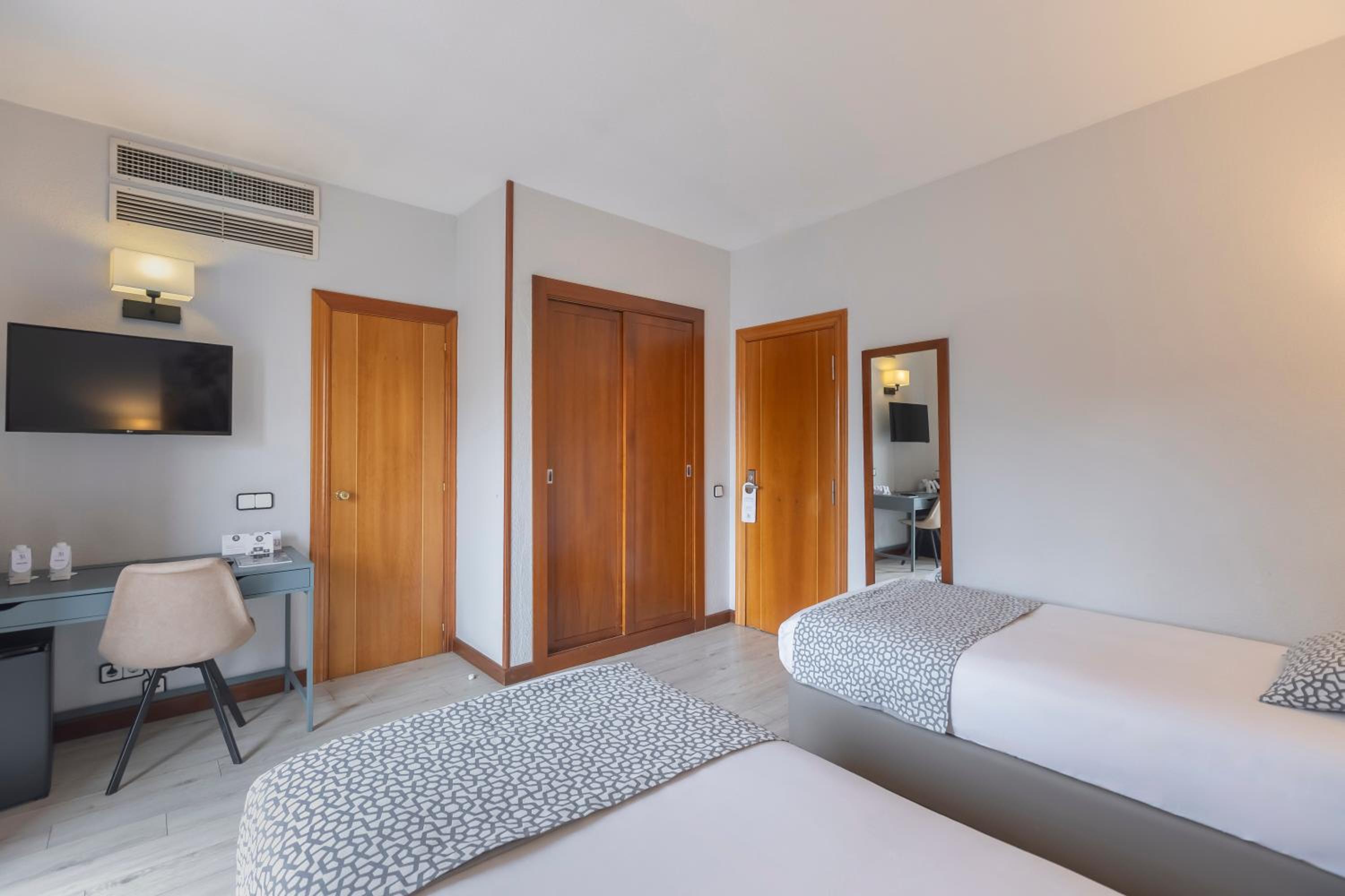 Double or Twin Room with Balcony