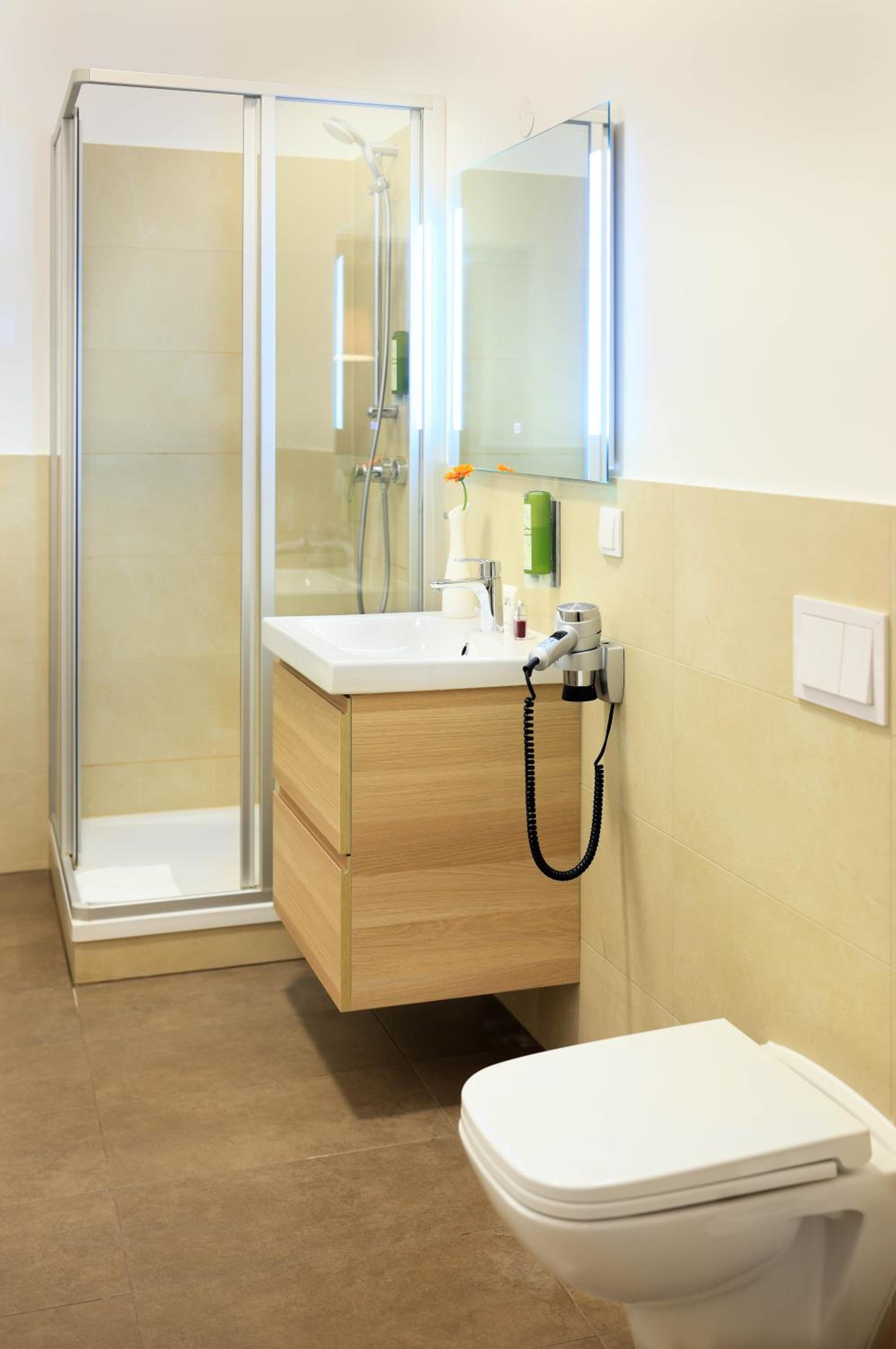 1-Bedroom Suite with Air Condition