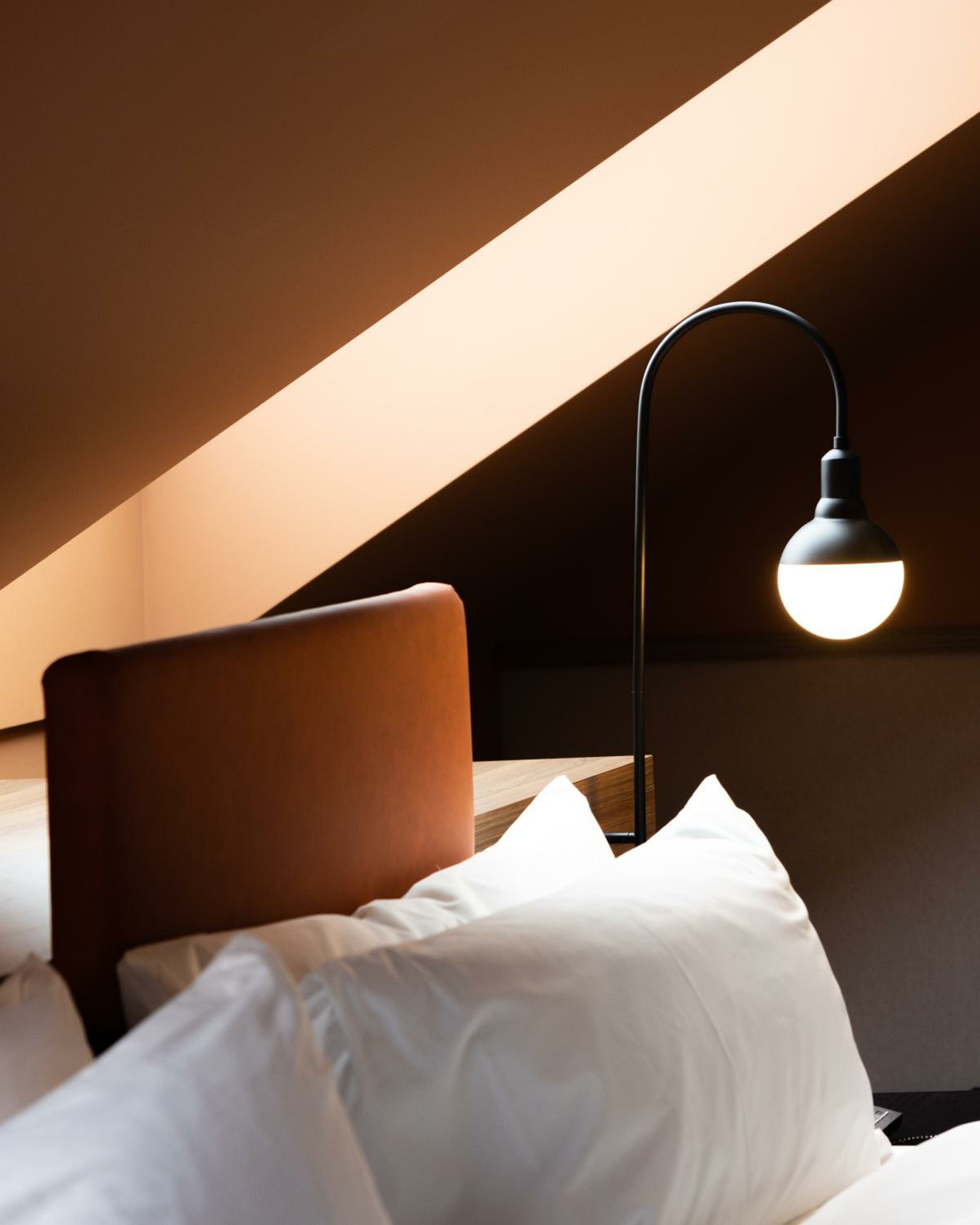 Superior King Room with View