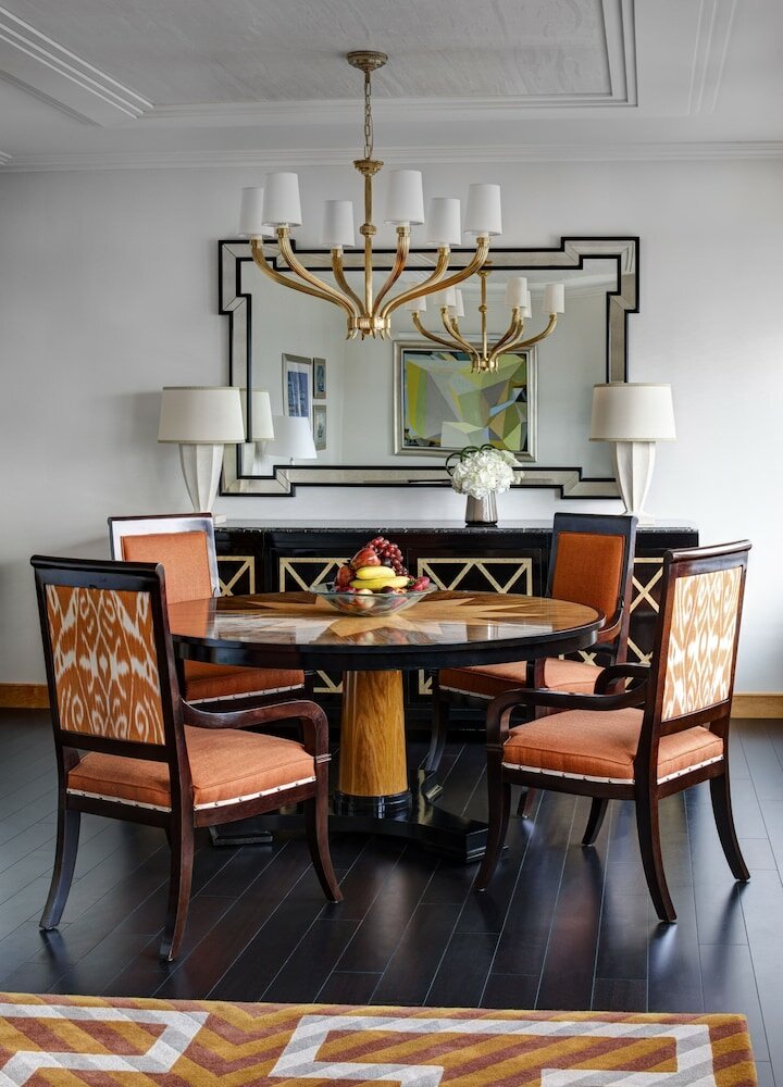 Towers Corner Suite with Pantry