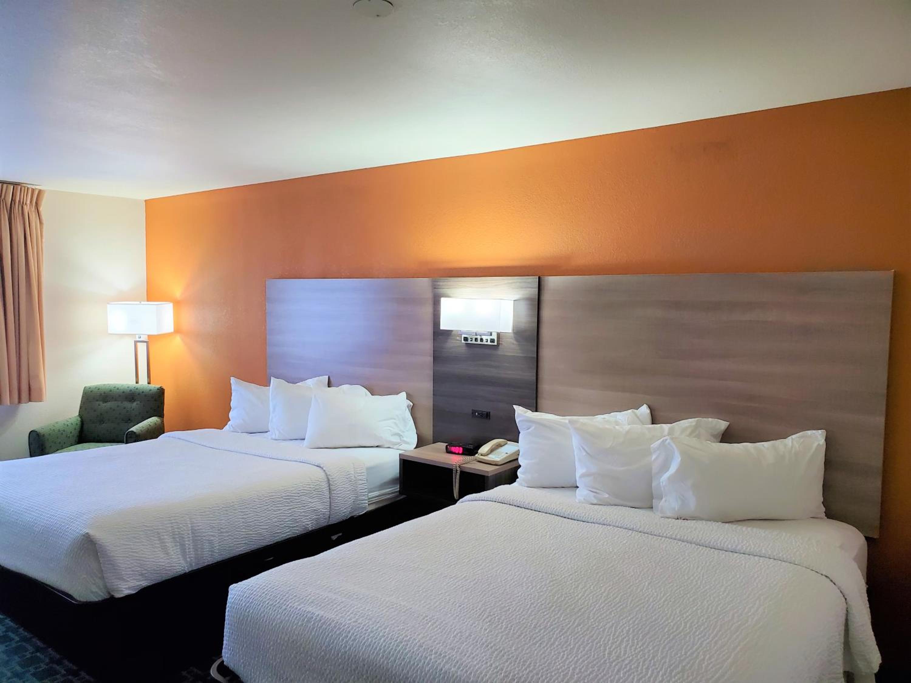 Queen Room with Two Queen Beds - Non-Smoking