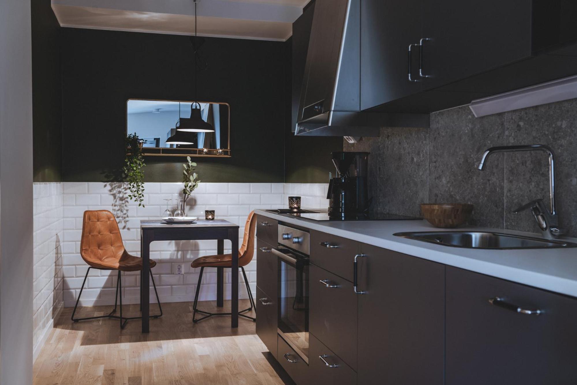 One-Bedroom Apartment